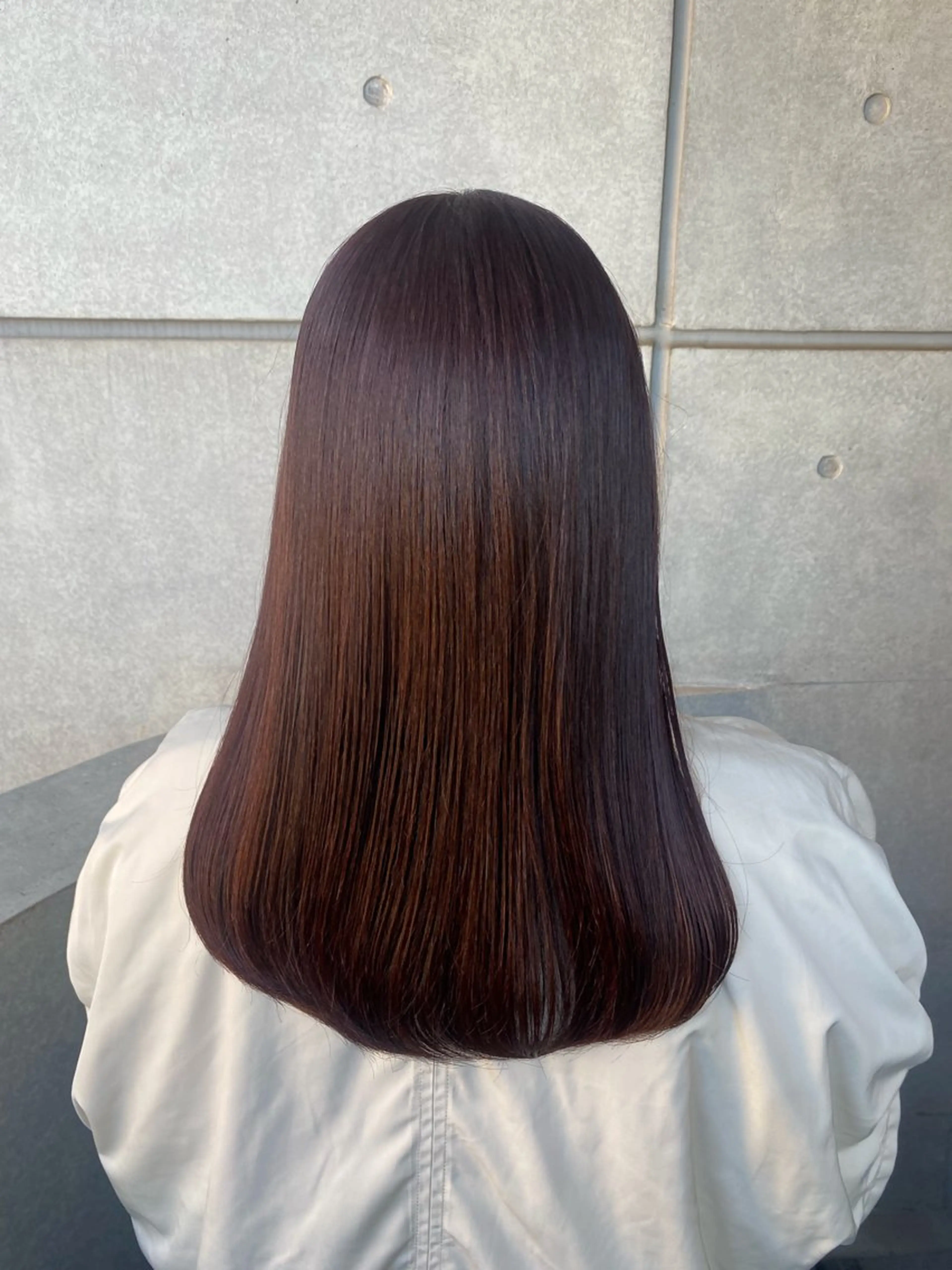 ロング カラー 室谷 侑奈のヘアスタイル