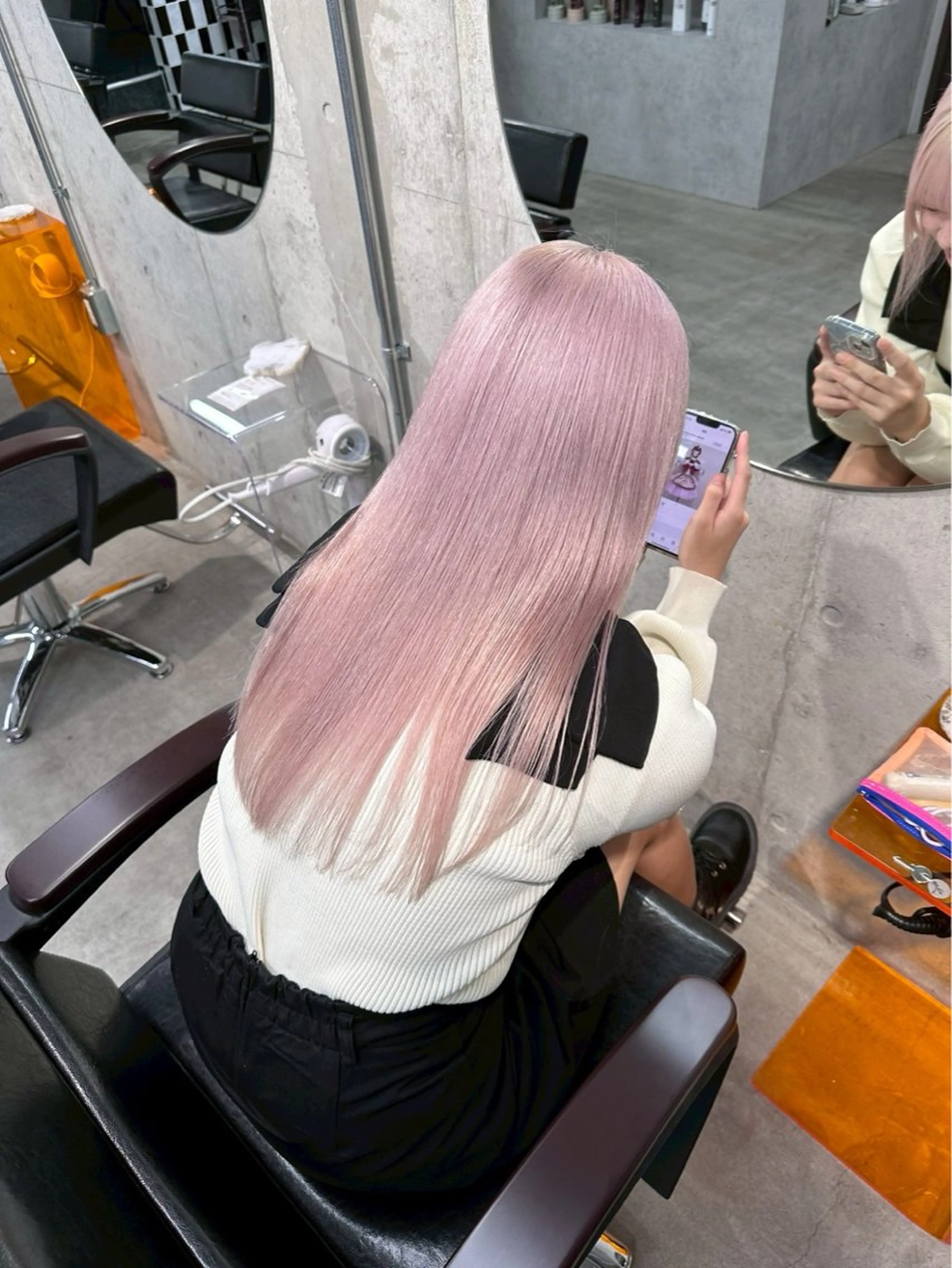 カラー ⭐️ハイトーン⭐️ 💕SAKURA💕のヘアスタイル