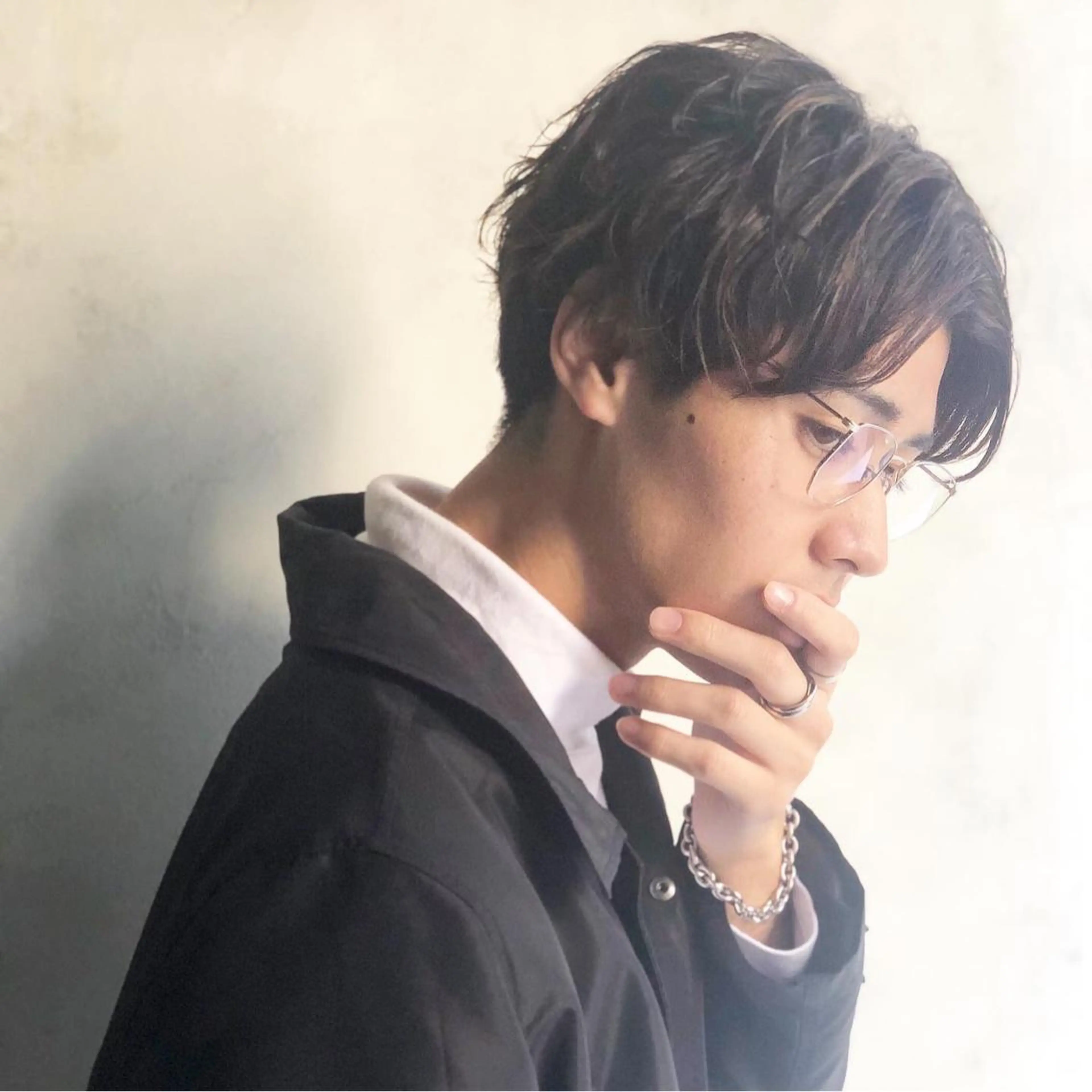 ショート カラー パーマ メンズ kiitos所属・関西センターパート メンズモデル募集のヘアスタイル