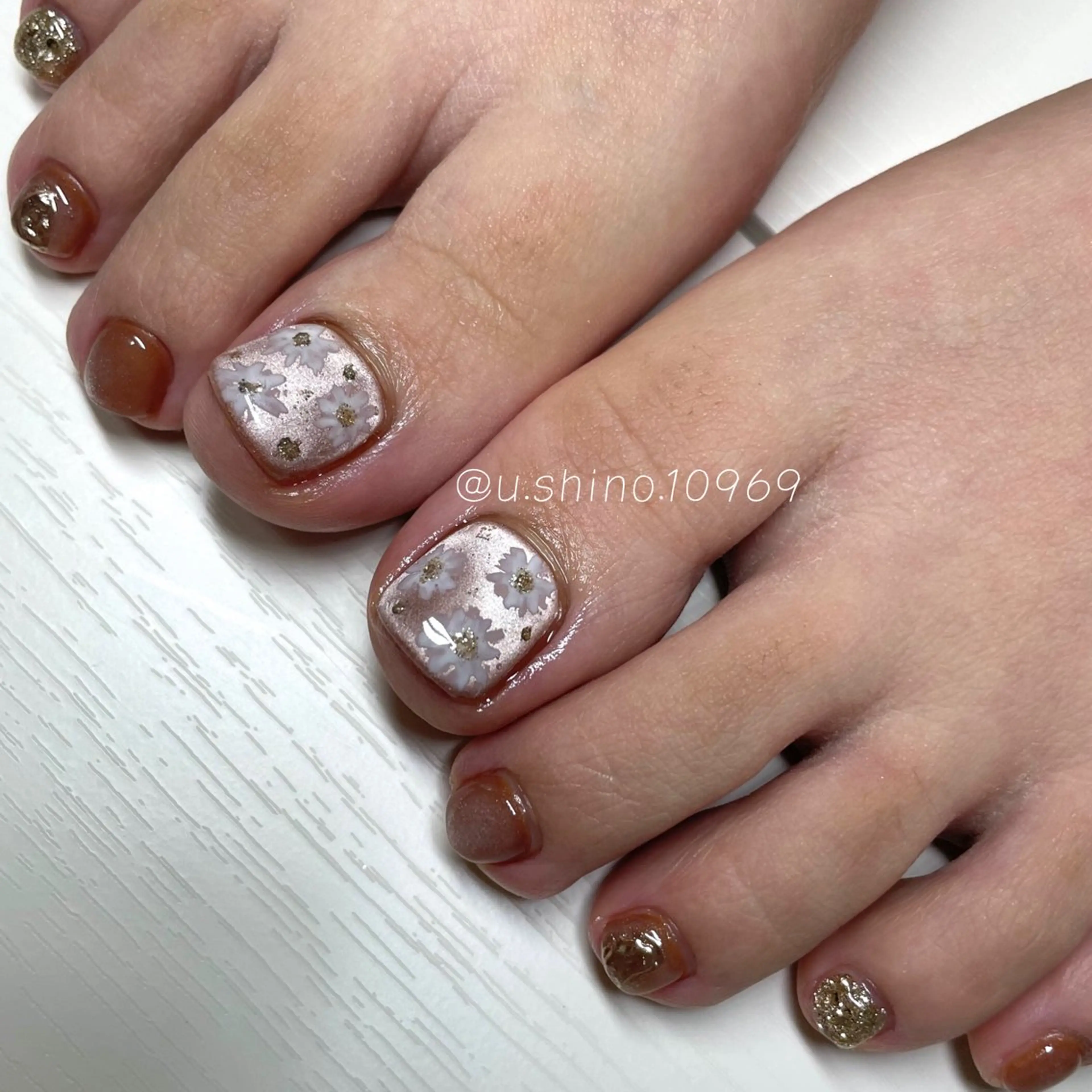 ネイル フットネイル MoonLight SHINOのネイルデザイン
