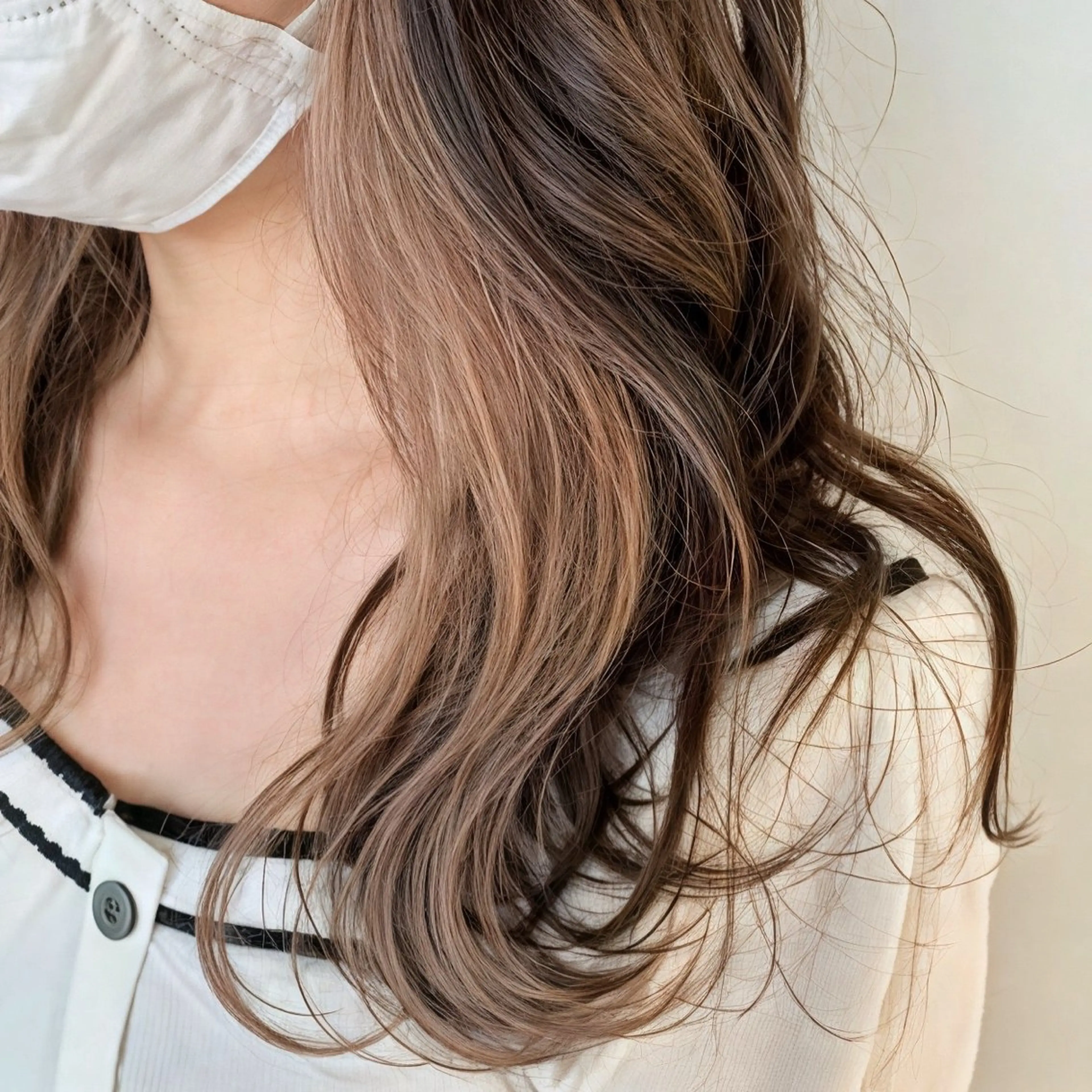 ミディアム カラー ALIVE原宿🖤 カラーリストるねこのヘアスタイル