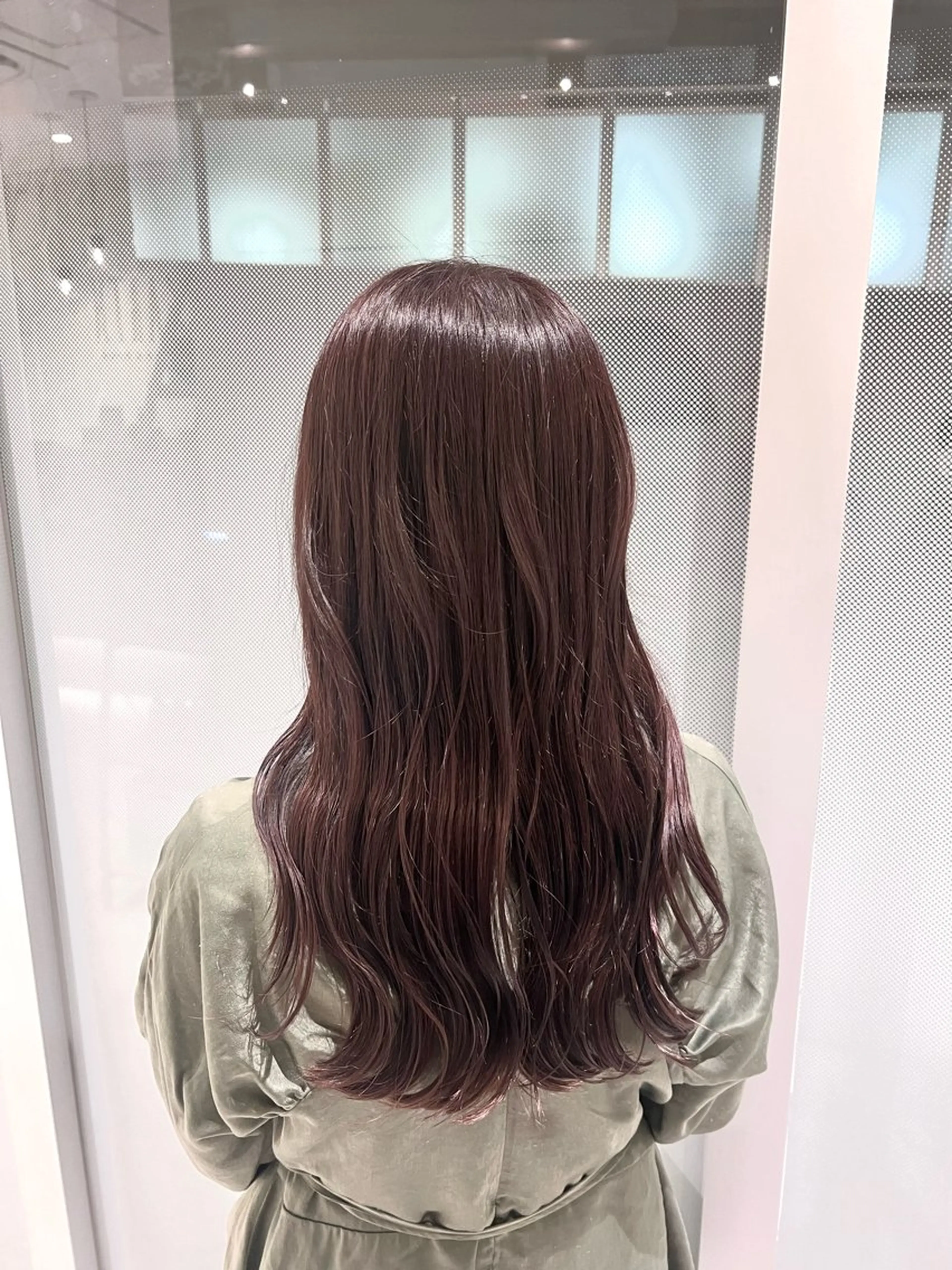 ロング カラー ヘアカラー 小山田 愛美のヘアスタイル