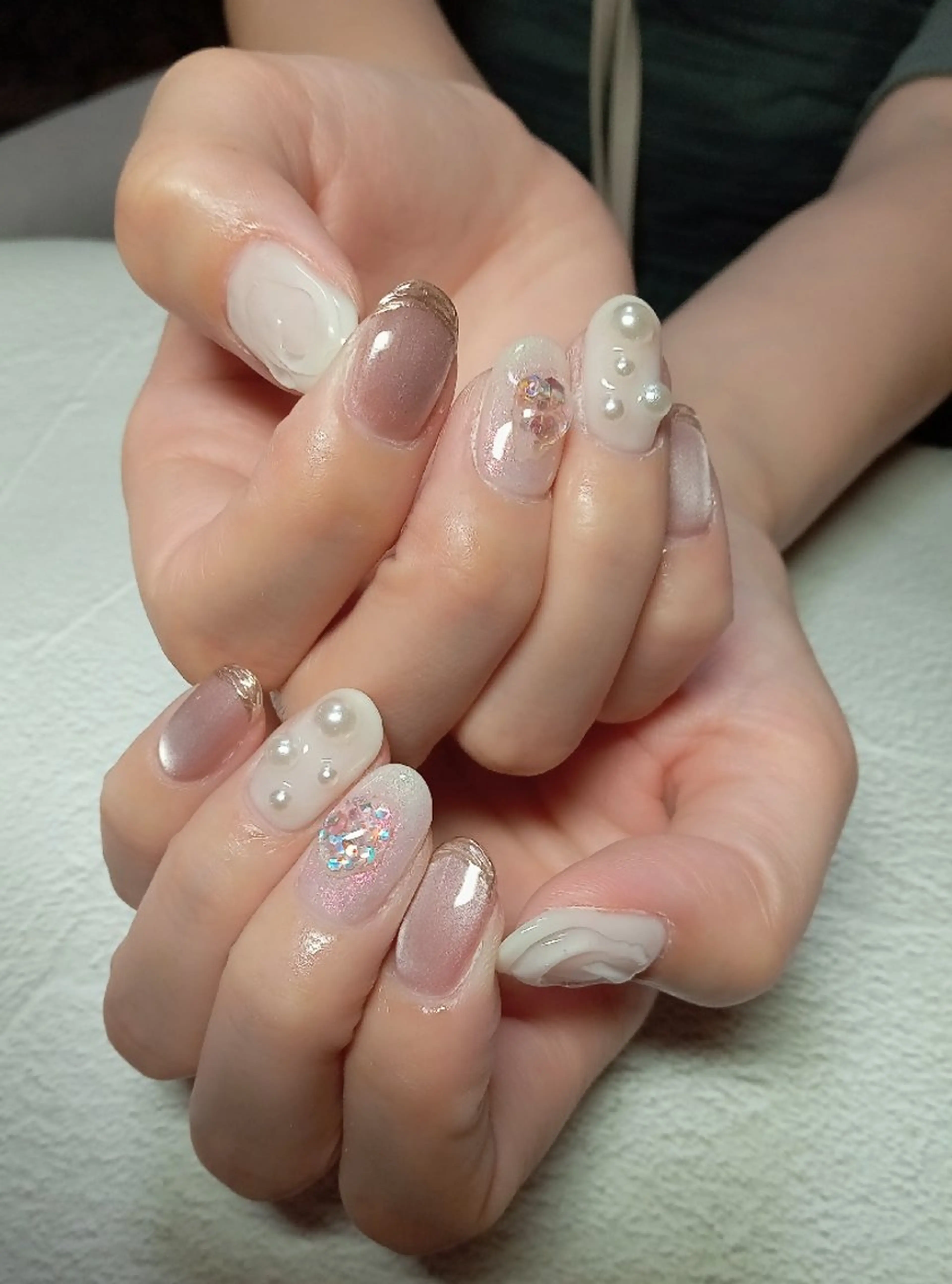 ネイル フレンチネイル ジェルネイル キラキラネイル 大理石ネイル(マーブル) ミラーネイル ハンドネイル flure de neige yukiのネイルデザイン