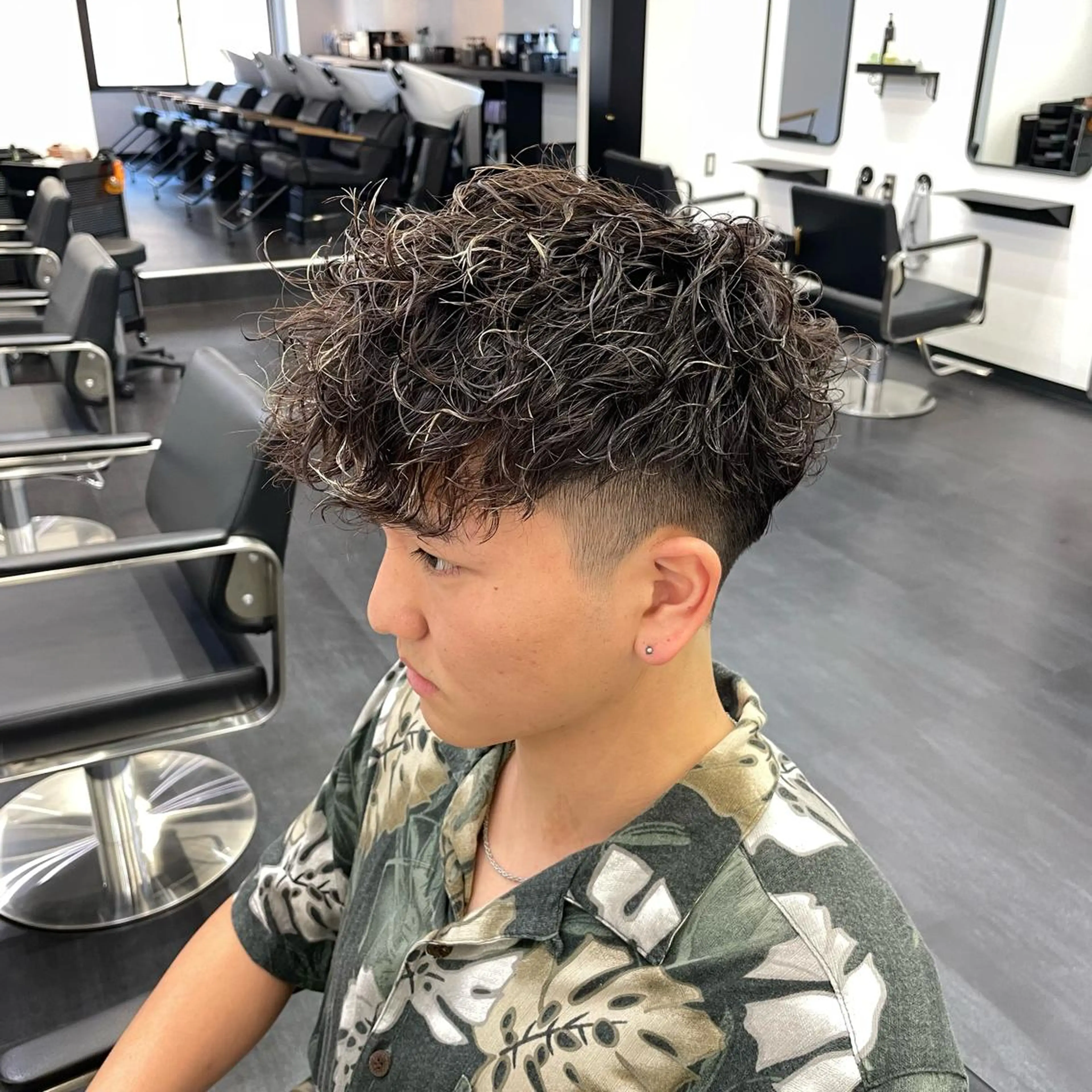 パーマ メンズ カット パーマ ✨ツイスパ特化✨鈴木 遼太のヘアスタイル