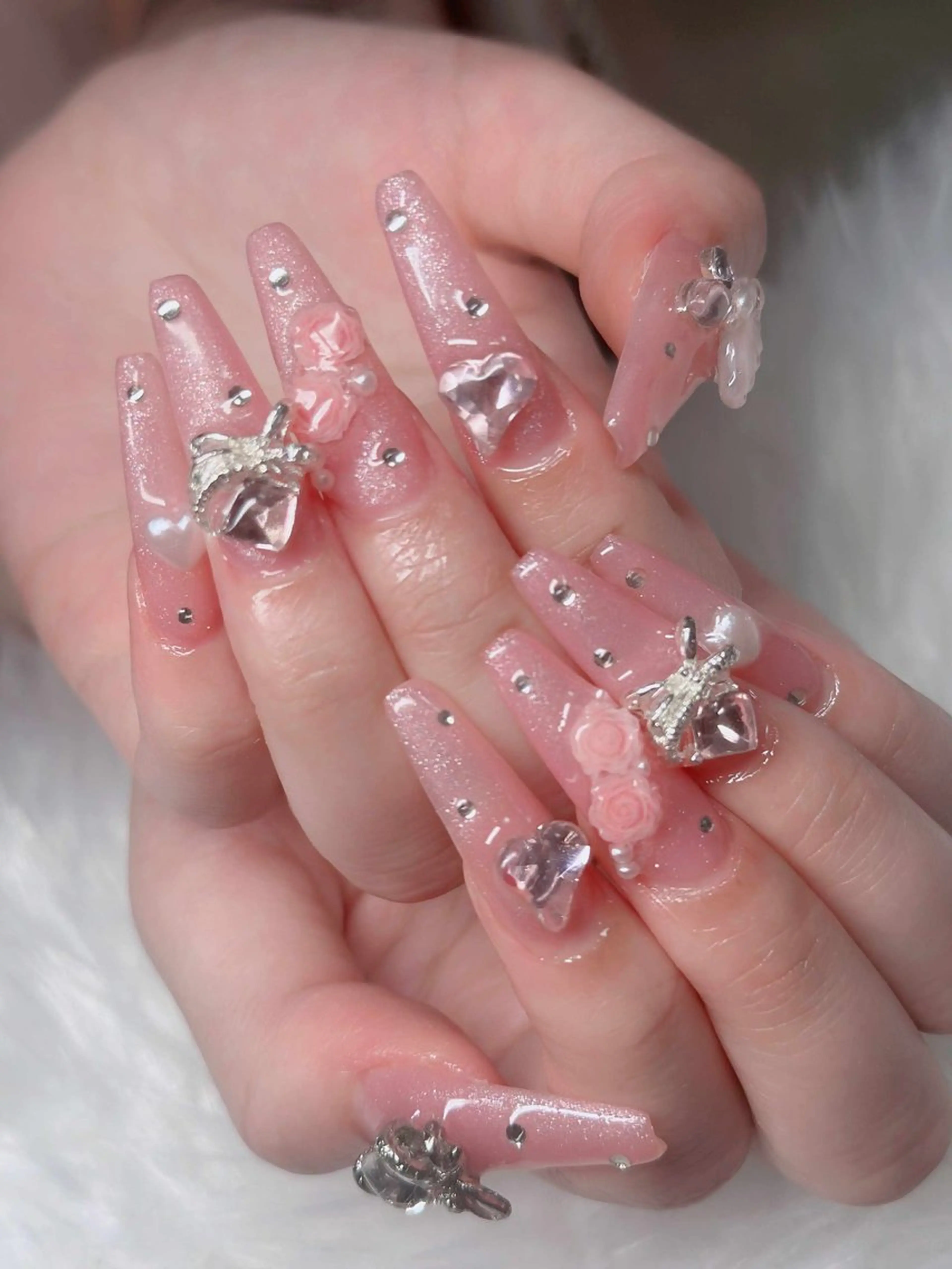 ネイル フレンチネイル ジェルネイル ガラスフレンチ ハロウィン ハート ハンドネイル H.baby Nail Salonのネイルデザイン