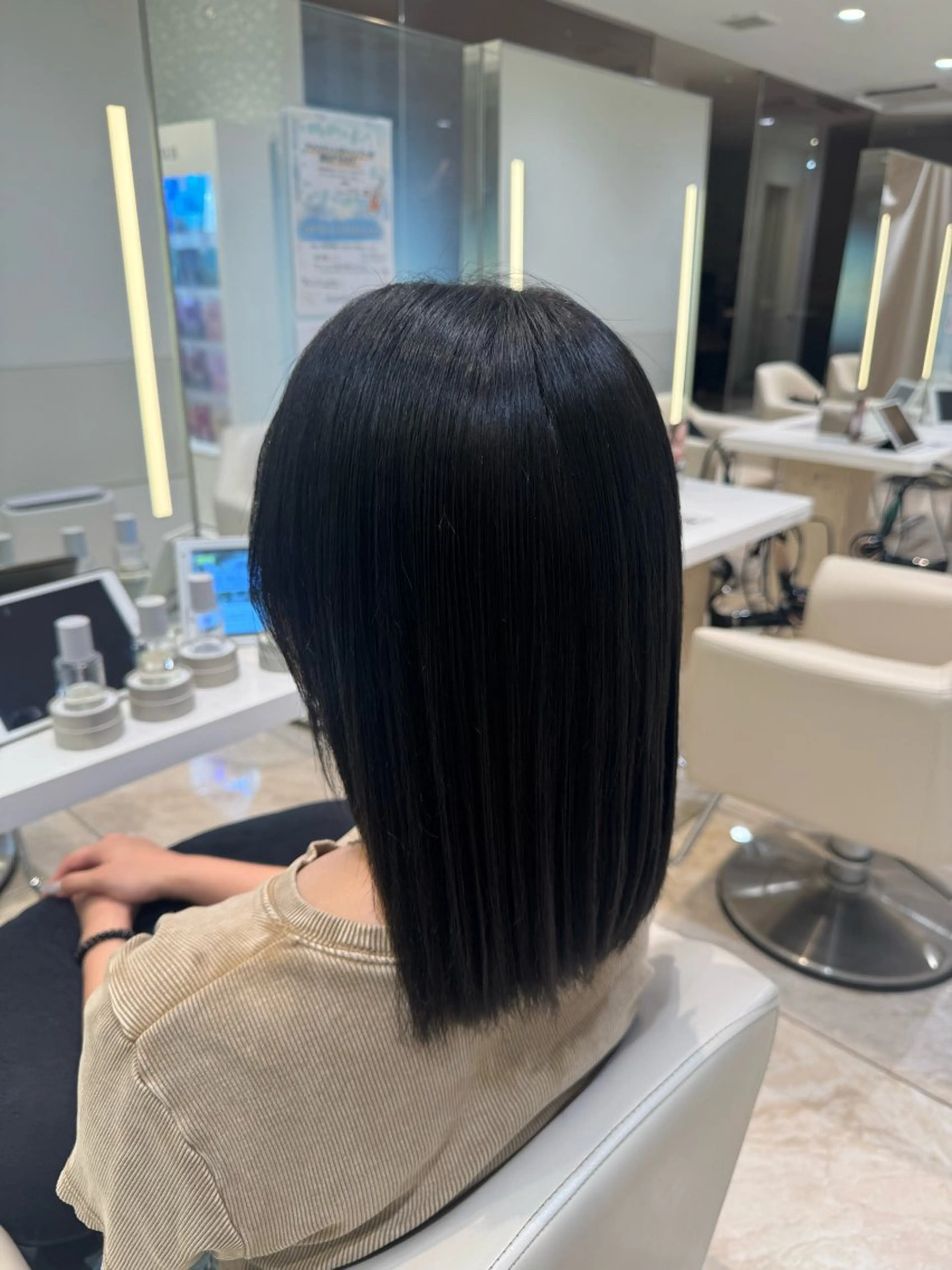 ロング カラー ベージュカラー オリーブベージュ トリートメント ヘアカラー ボブ‪✂️ スパ🫧kurehaのヘアスタイル