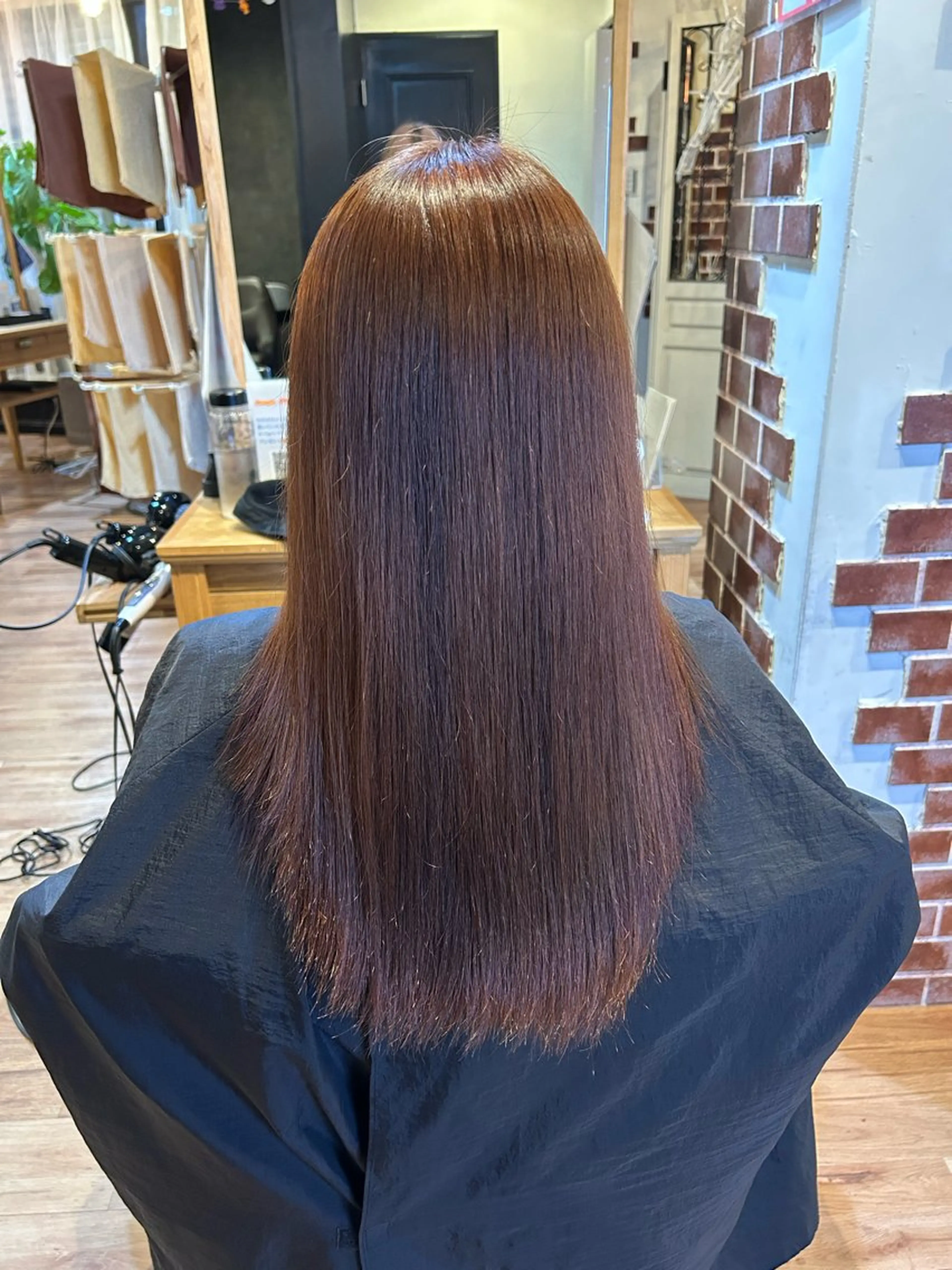 ロング カラー 巽 愛夏のヘアスタイル