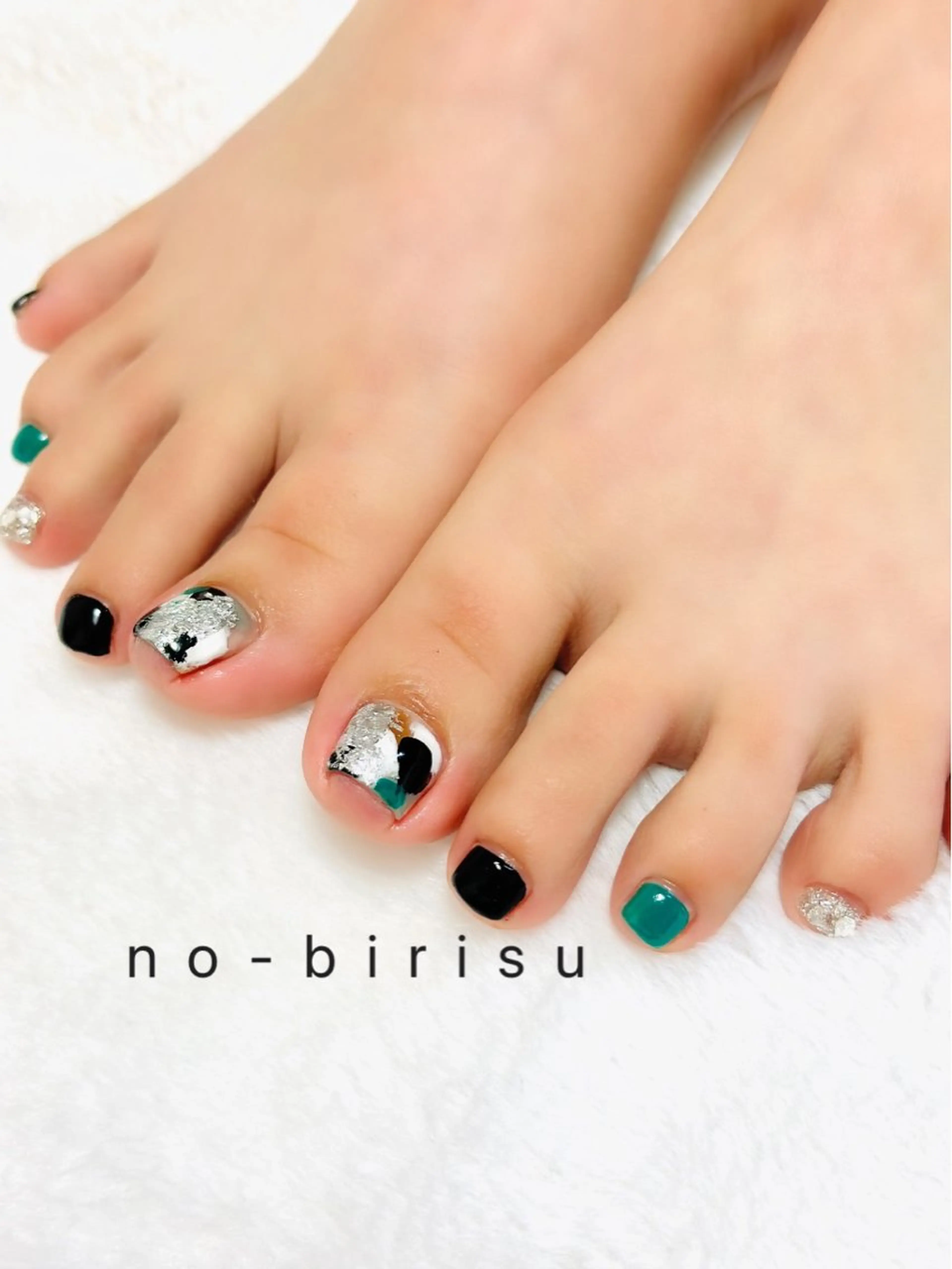 ネイル フットネイル no-birisu nailのネイルデザイン