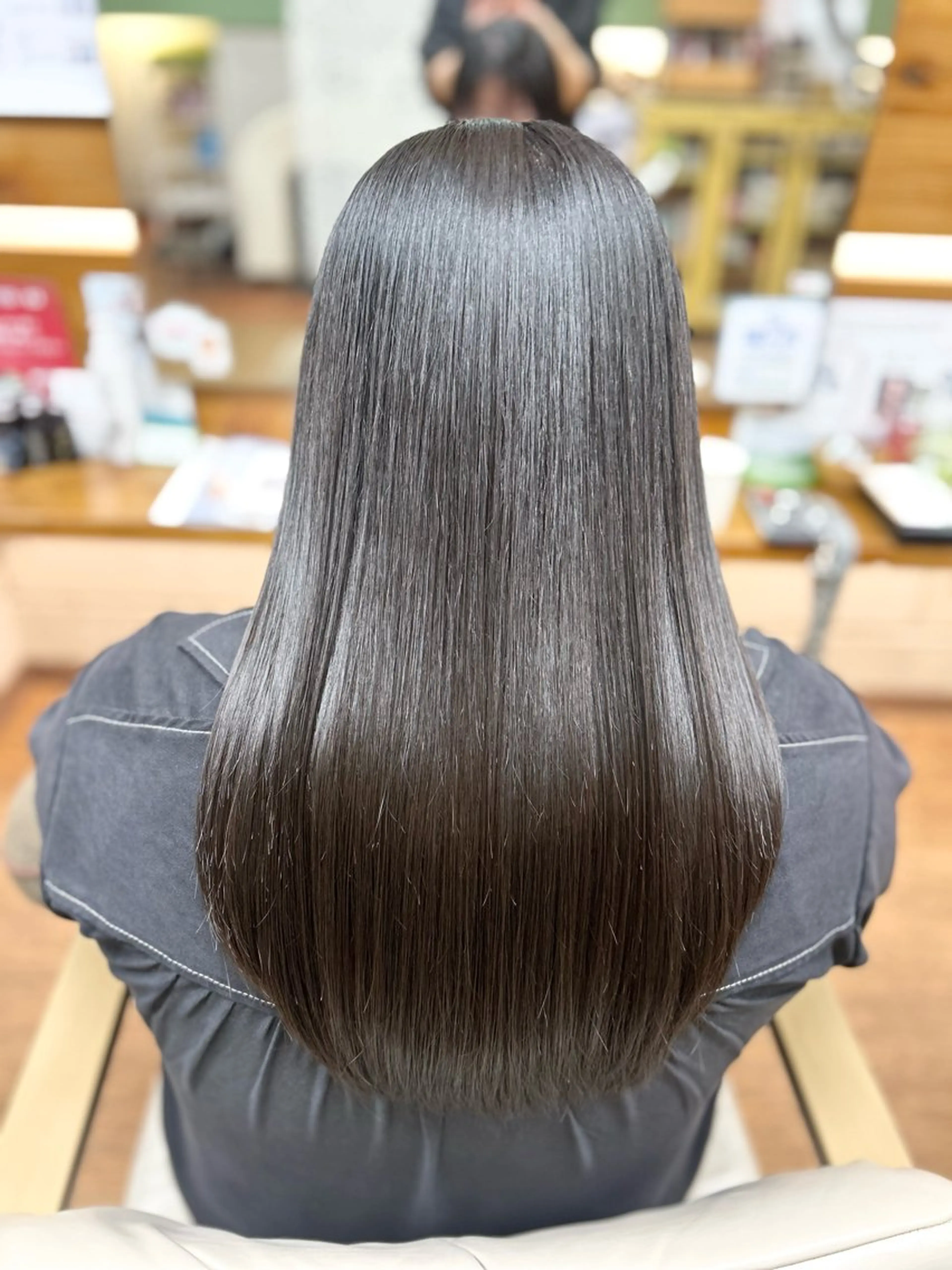 ロング 神谷 千明のヘアスタイル