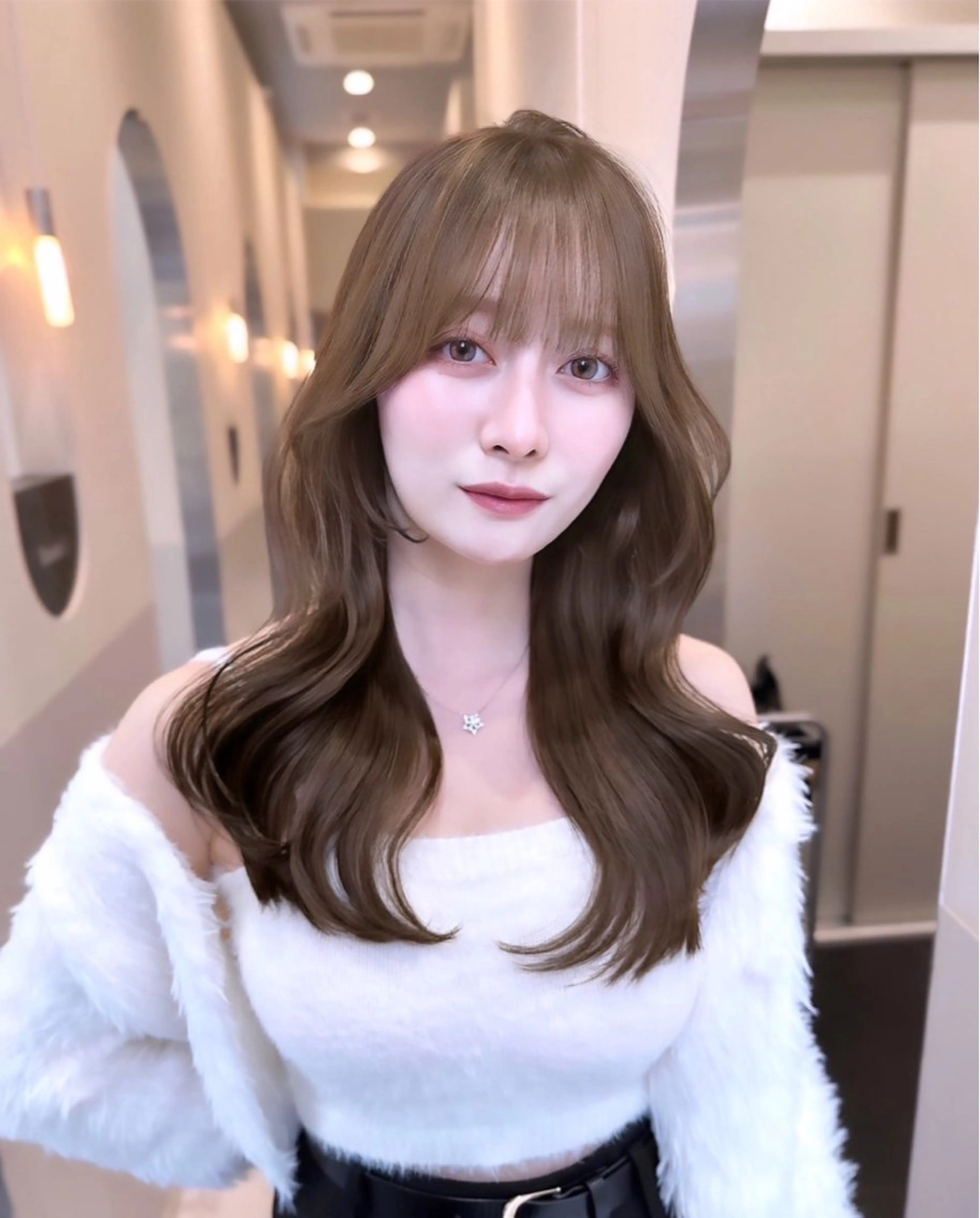 ロング カラー カット ヘアカラー トリートメント ヘアセット IVE所属・ブリーチなし🤍 渋谷／原島杏奈のヘアスタイル