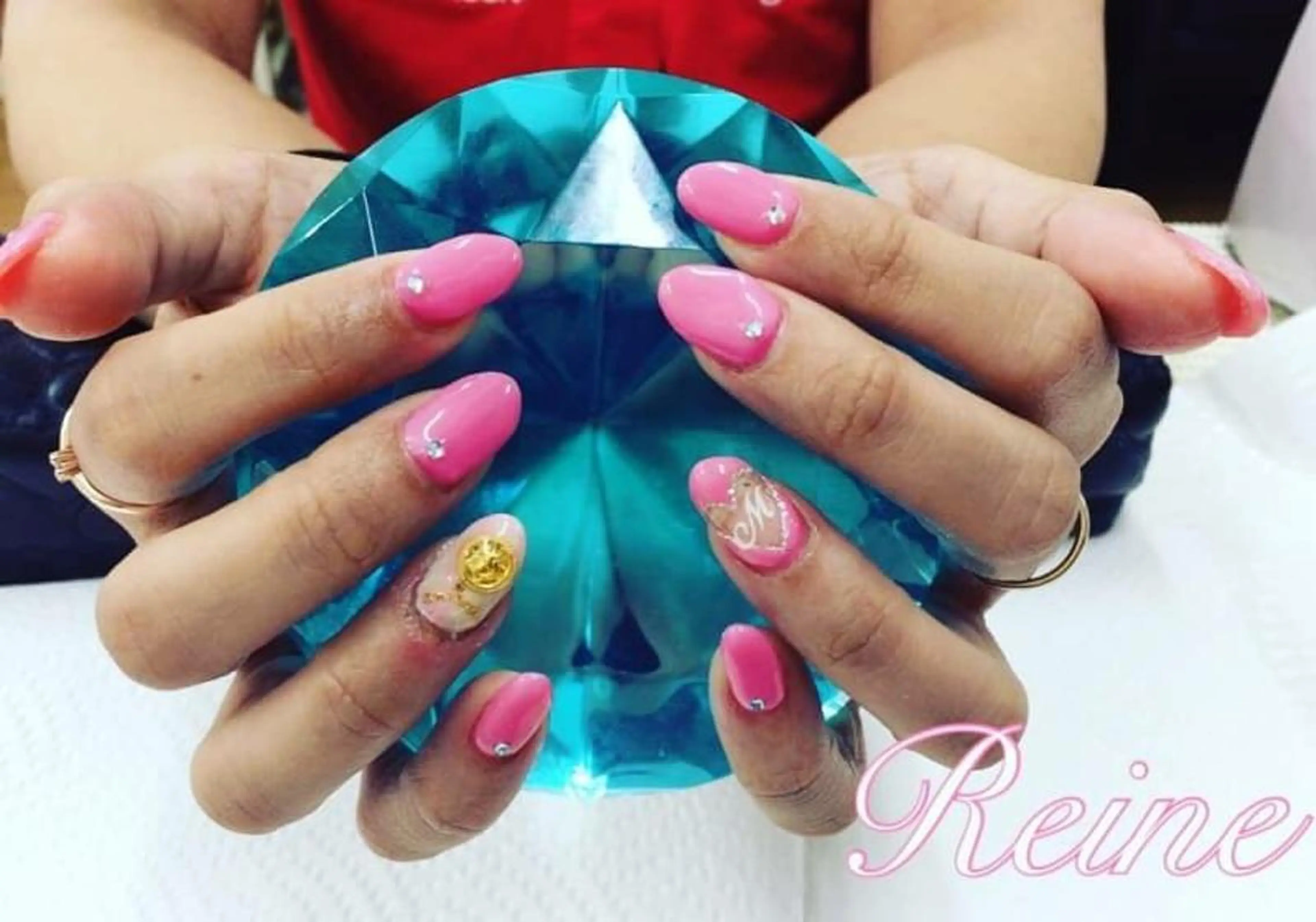 ネイル Nailsalon Reine所属・玉栄 伶奈のネイルデザイン