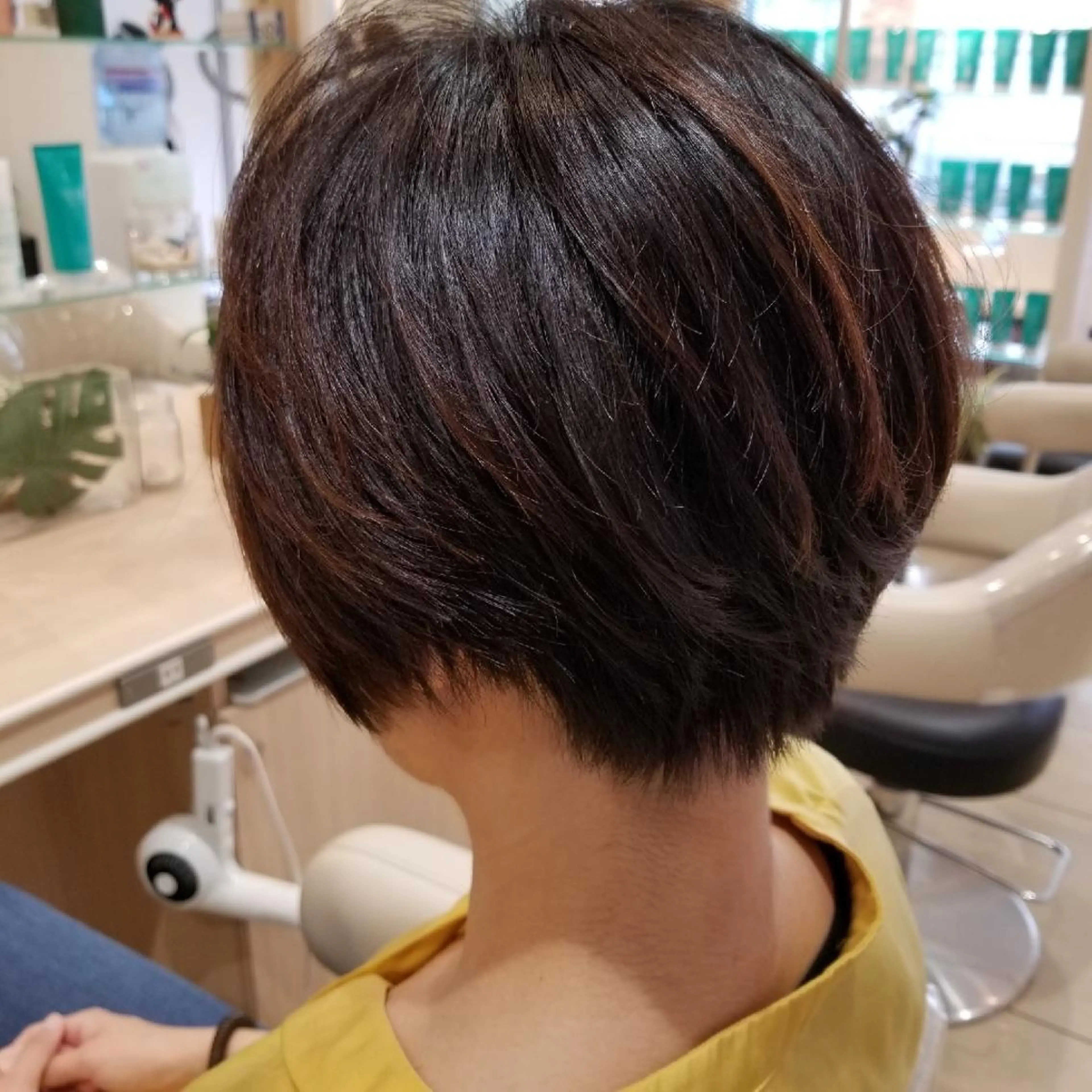 ショート 山内 佐江子のヘアスタイル