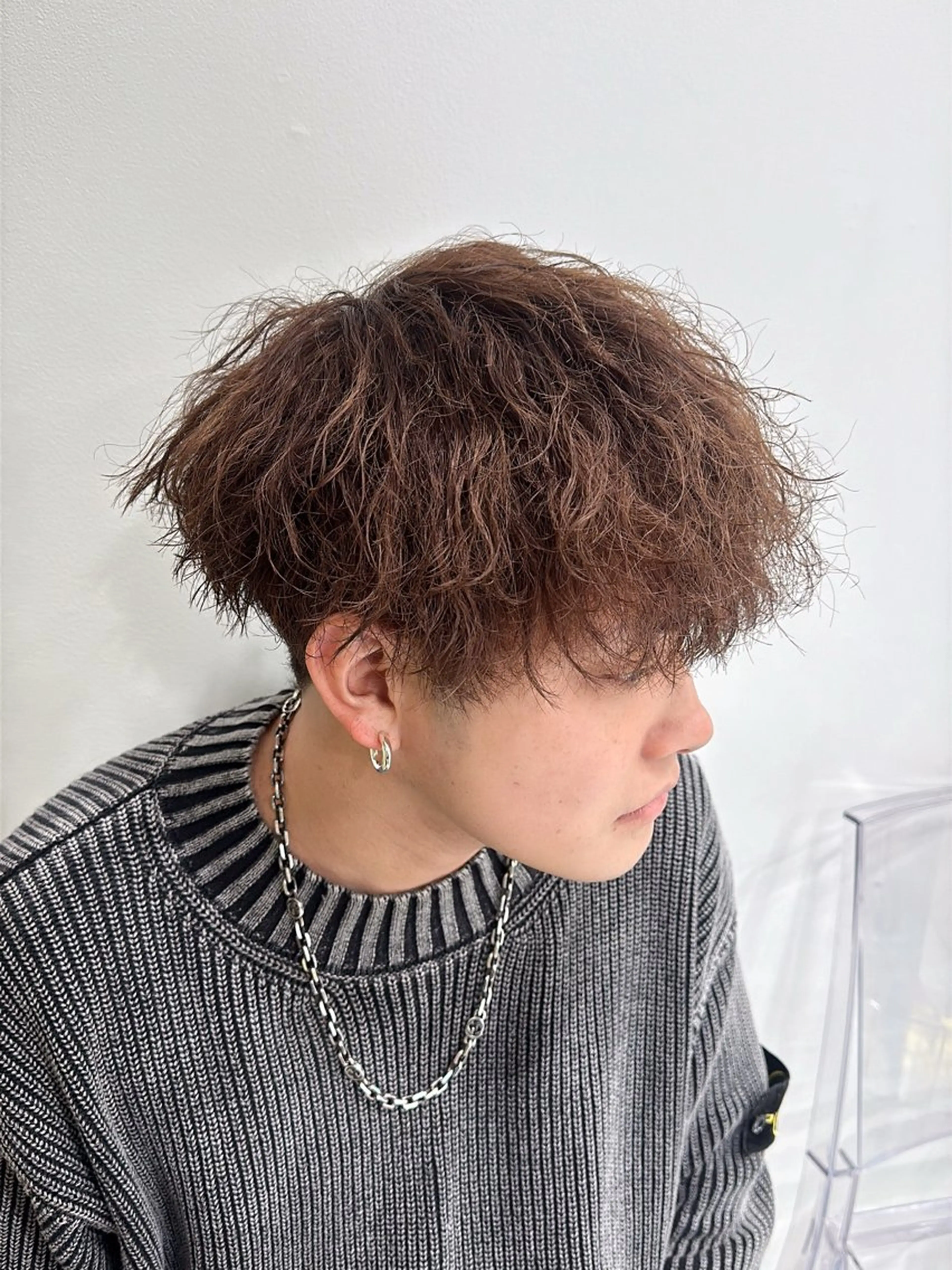ショート パーマ ハイトーン🌈メンズ カット♡Machanのヘアスタイル