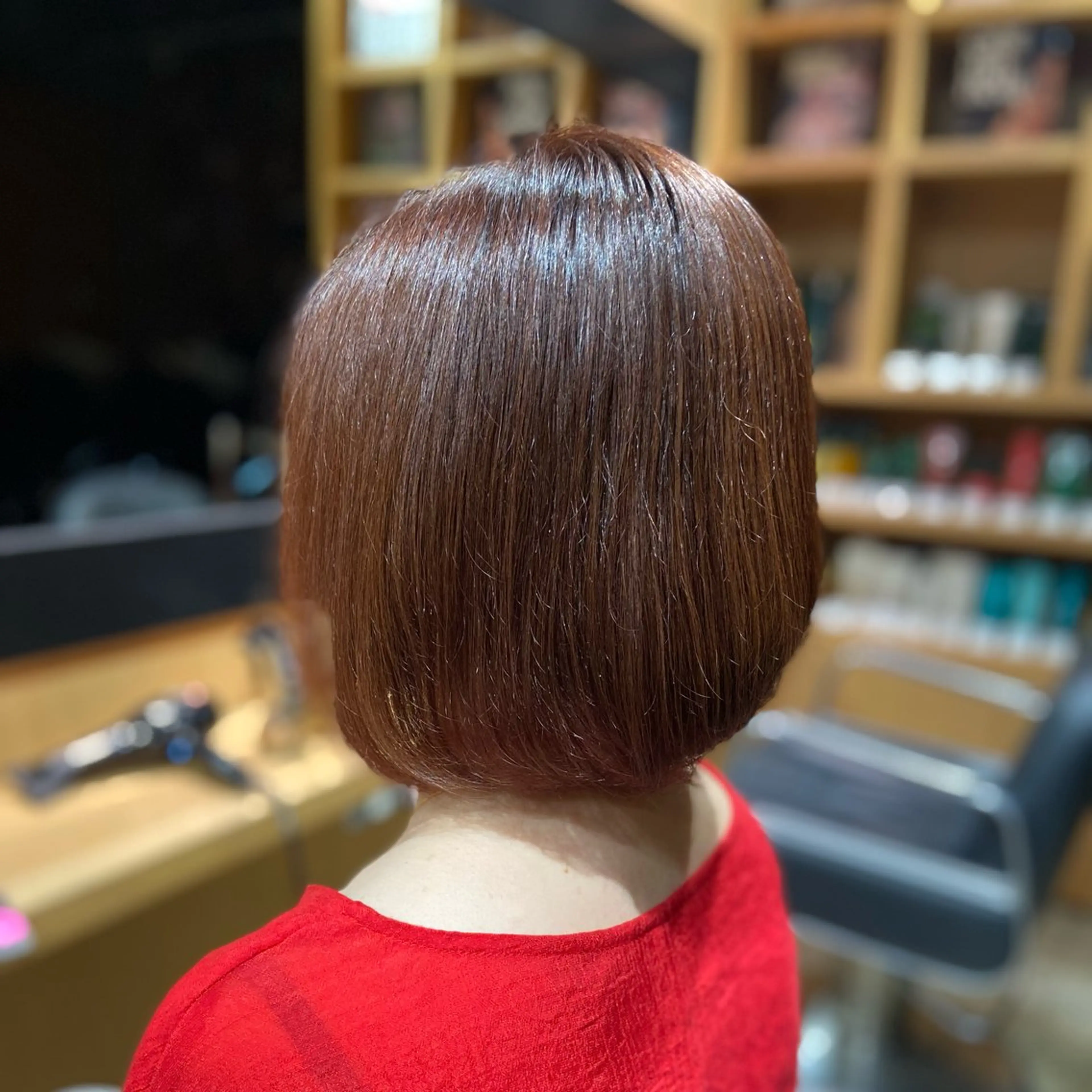 ショート カラー ブリーチ オレンジ ピンクカラー organic life所属・IWASHITA TAKESHIのヘアスタイル