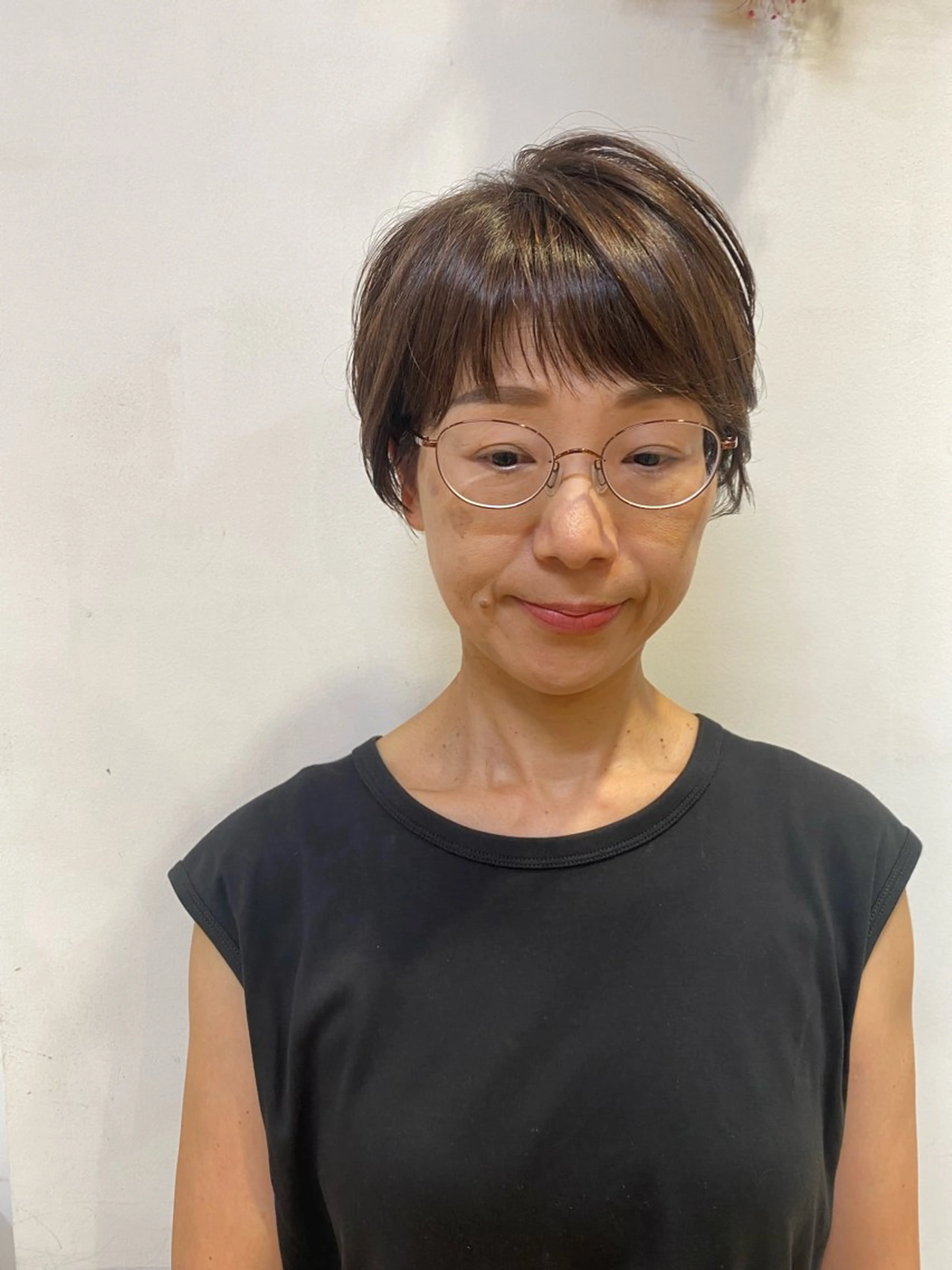 ショート ショートレイヤー レイヤーカット ショートヘア 小顔カット Lily 日吉所属・日吉で叶える🍒🍒 オカベナオヤのヘアスタイル