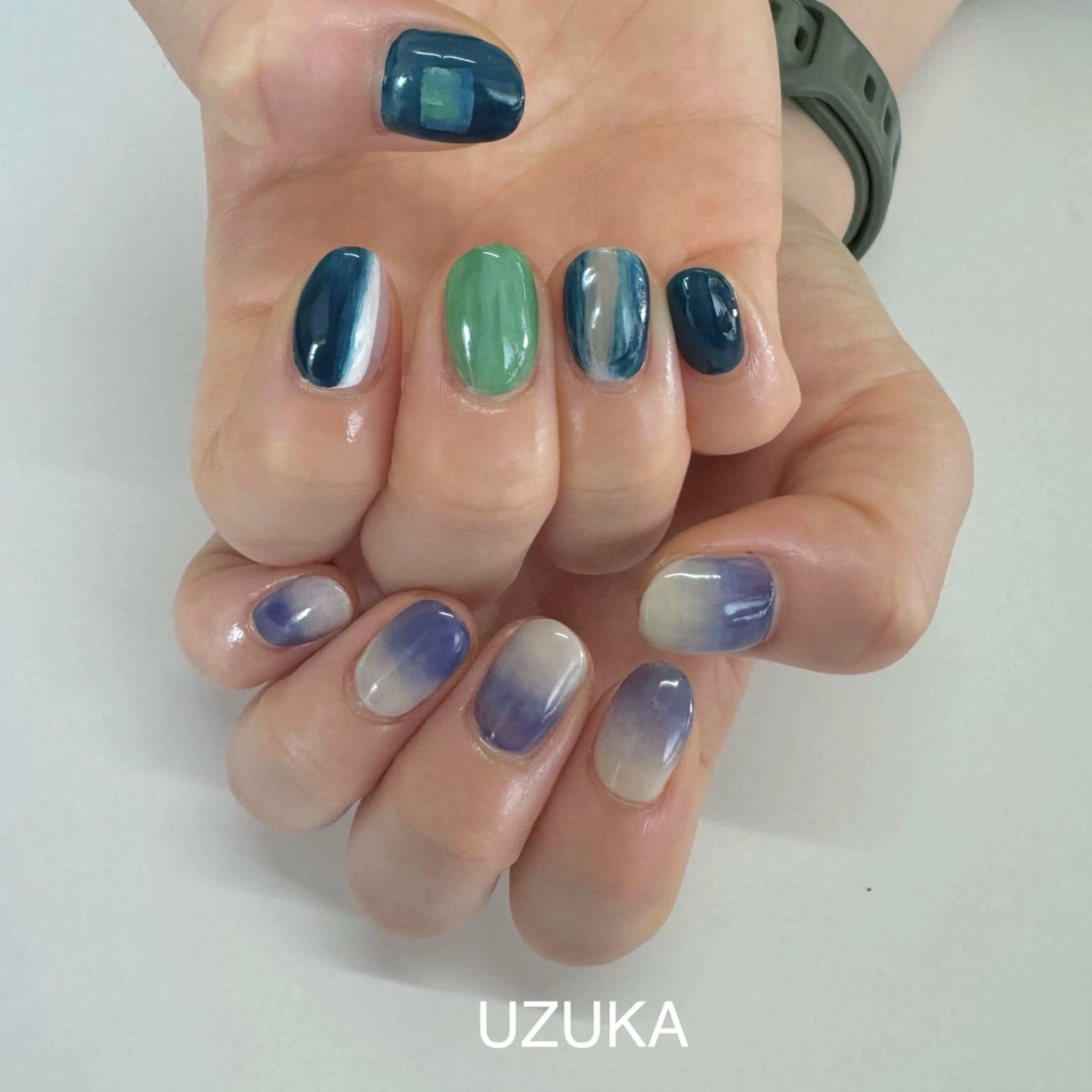 ネイル ブルー グラデーション ニュアンスネイル ハンドネイル ハンドケア 【nail】 Uzuka🌙のネイルデザイン