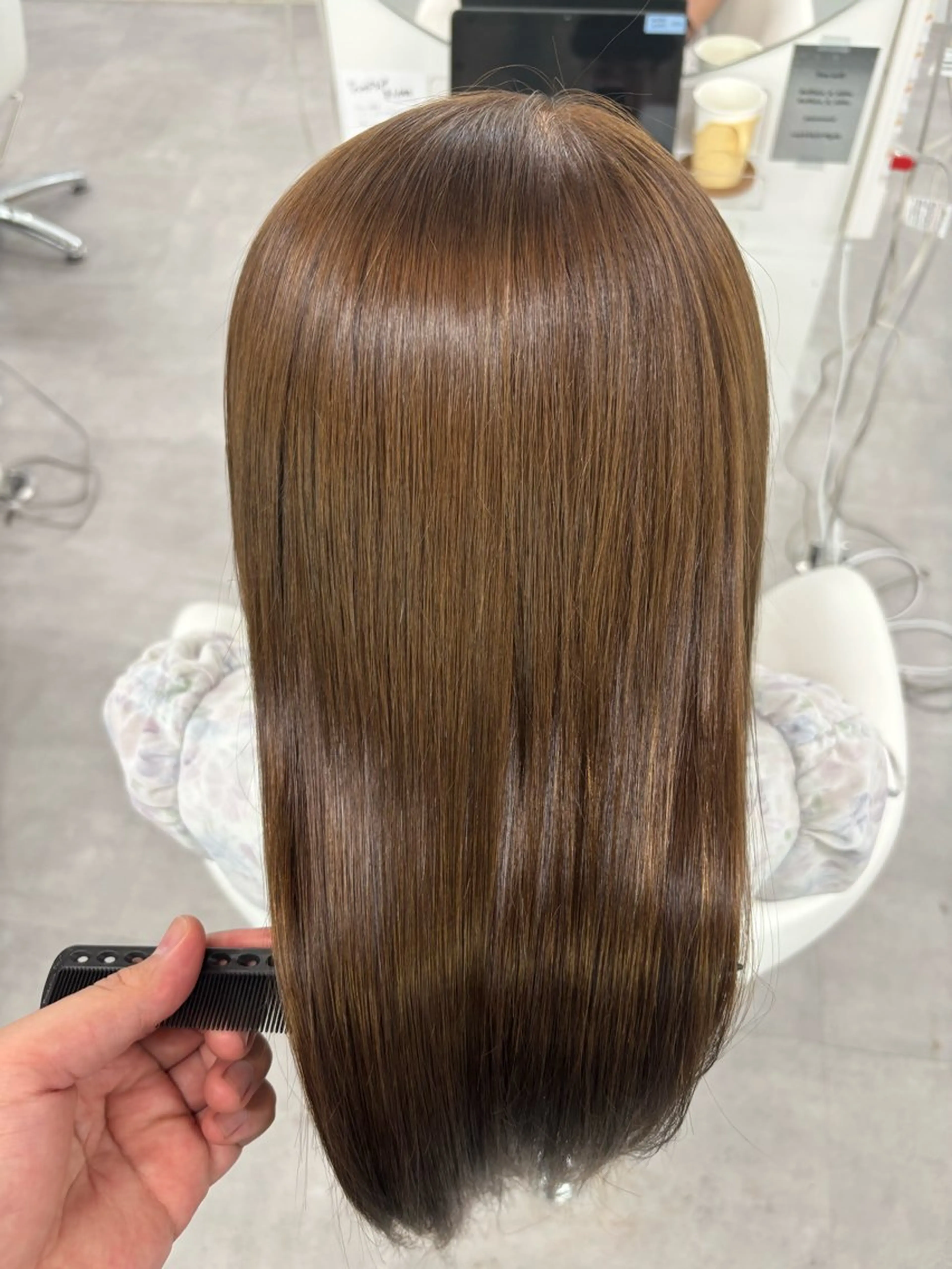 綺麗に伸ばしていく方におすすめ✨　　酸熱髪質改善トリートメント＆メンテナンスカットの写真
