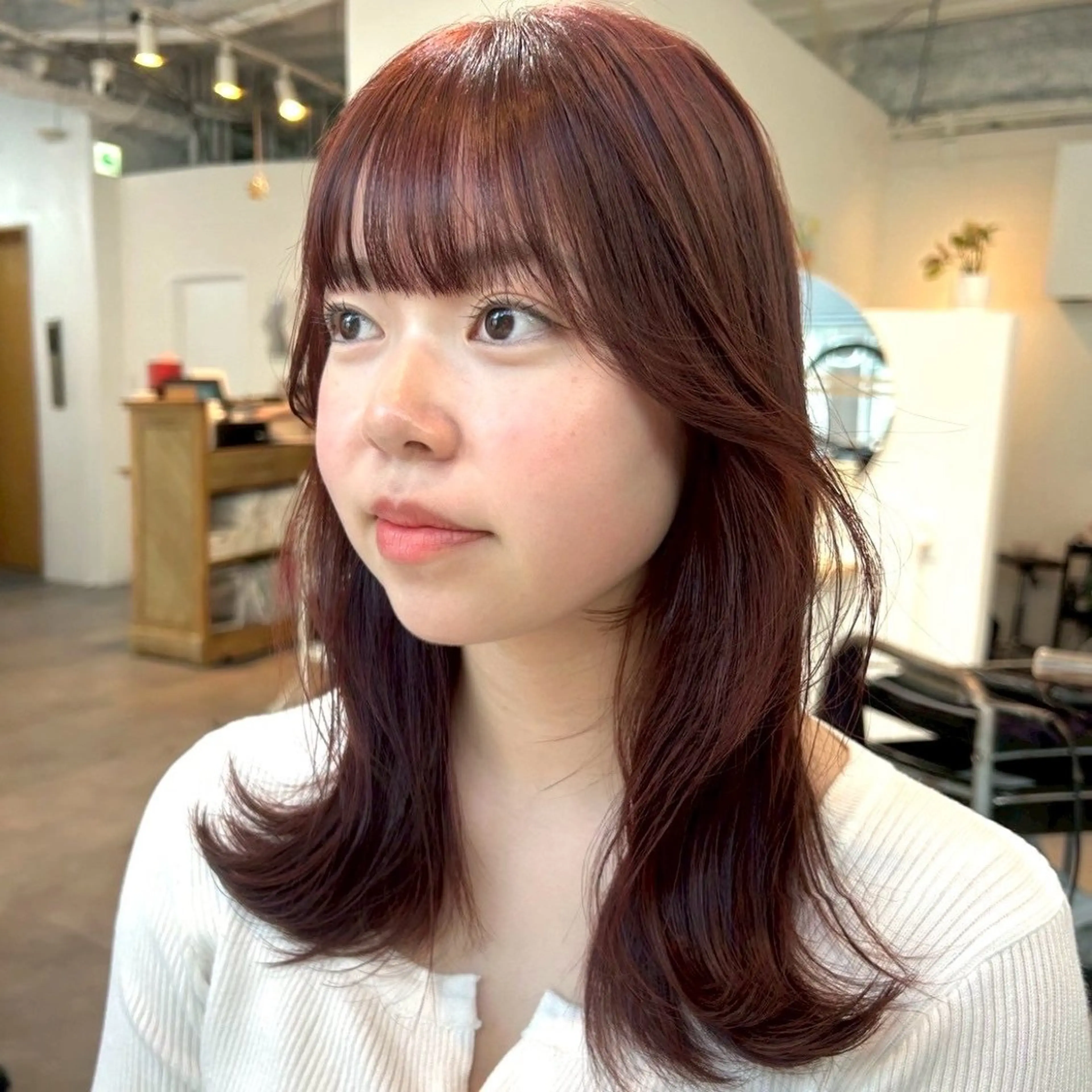 ミディアム カット ヘアカラー 北島 遥香🫧インナ ー /ベージュカラーのヘアスタイル