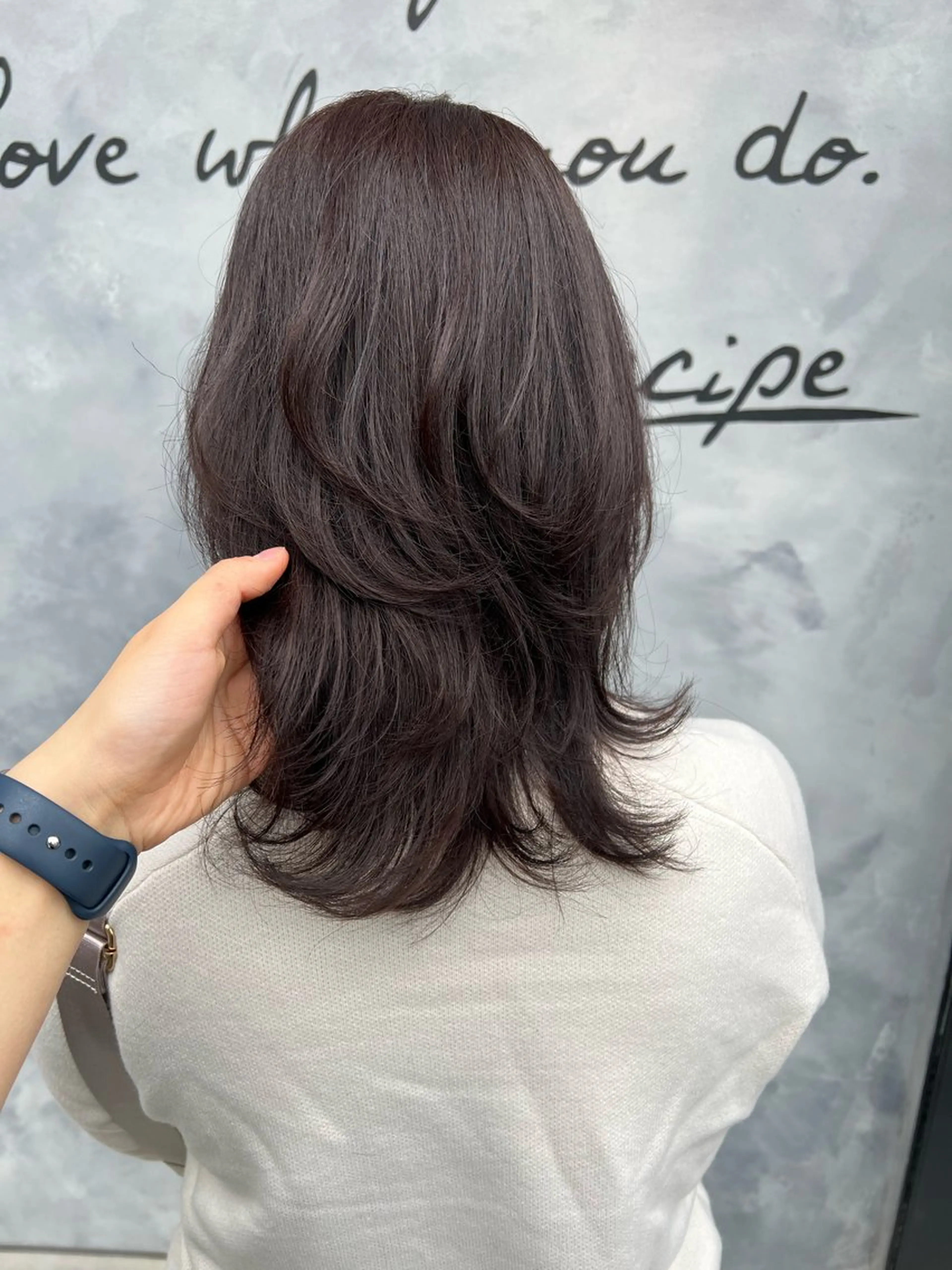 ミディアム カラー カット ヘアカラー トリートメント 黒阪 なみのヘアスタイル