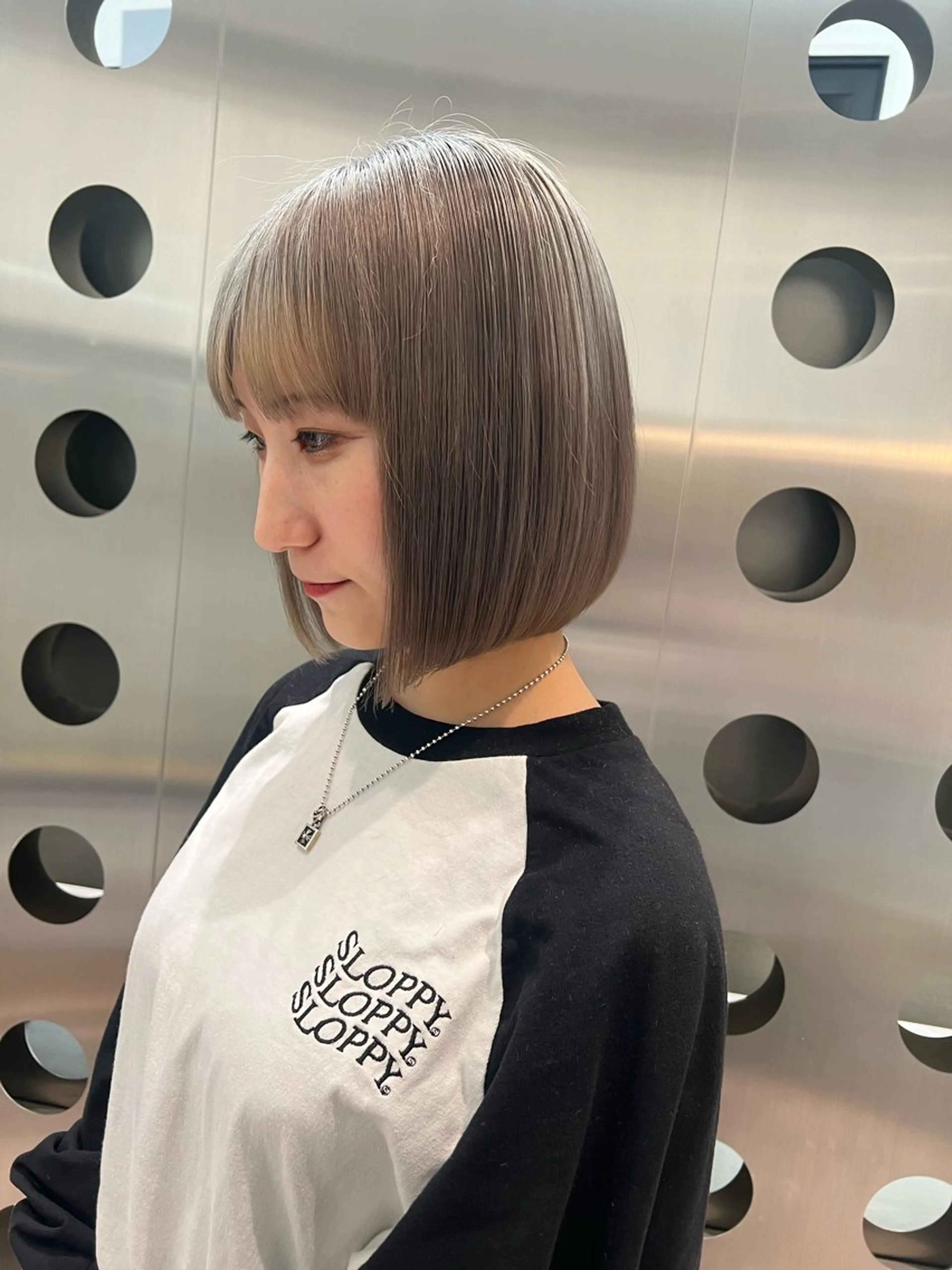 ショート カラー グレージュ 堀江 /木下椋麻のヘアスタイル