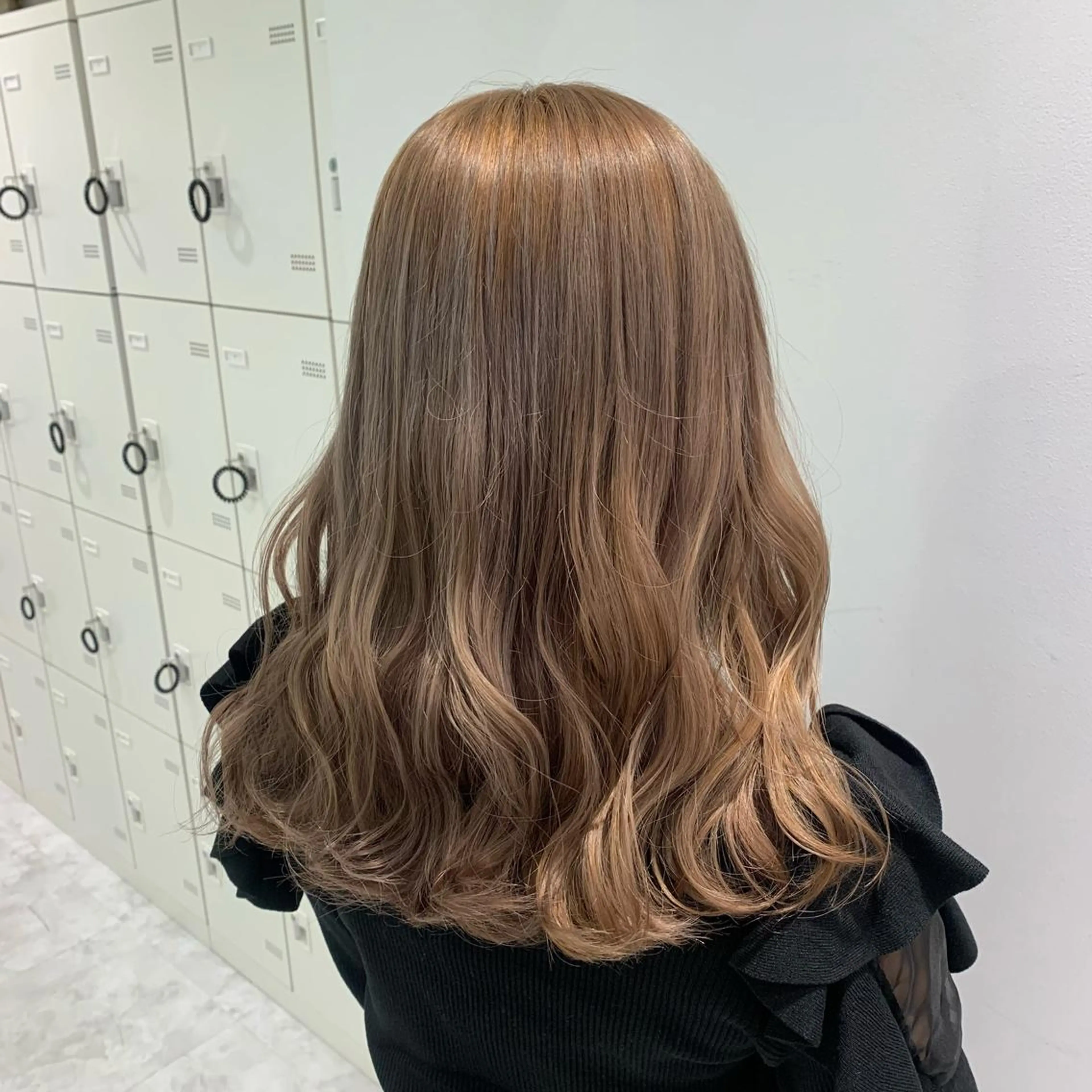 ロング カラー パーマ ヘアアレンジ メンズ キッズ ネイル マツエク・マツパ ベージュカラー ミルクティーベージュ 🦋haginoya miho🦋のマツエク・マツパデザイン