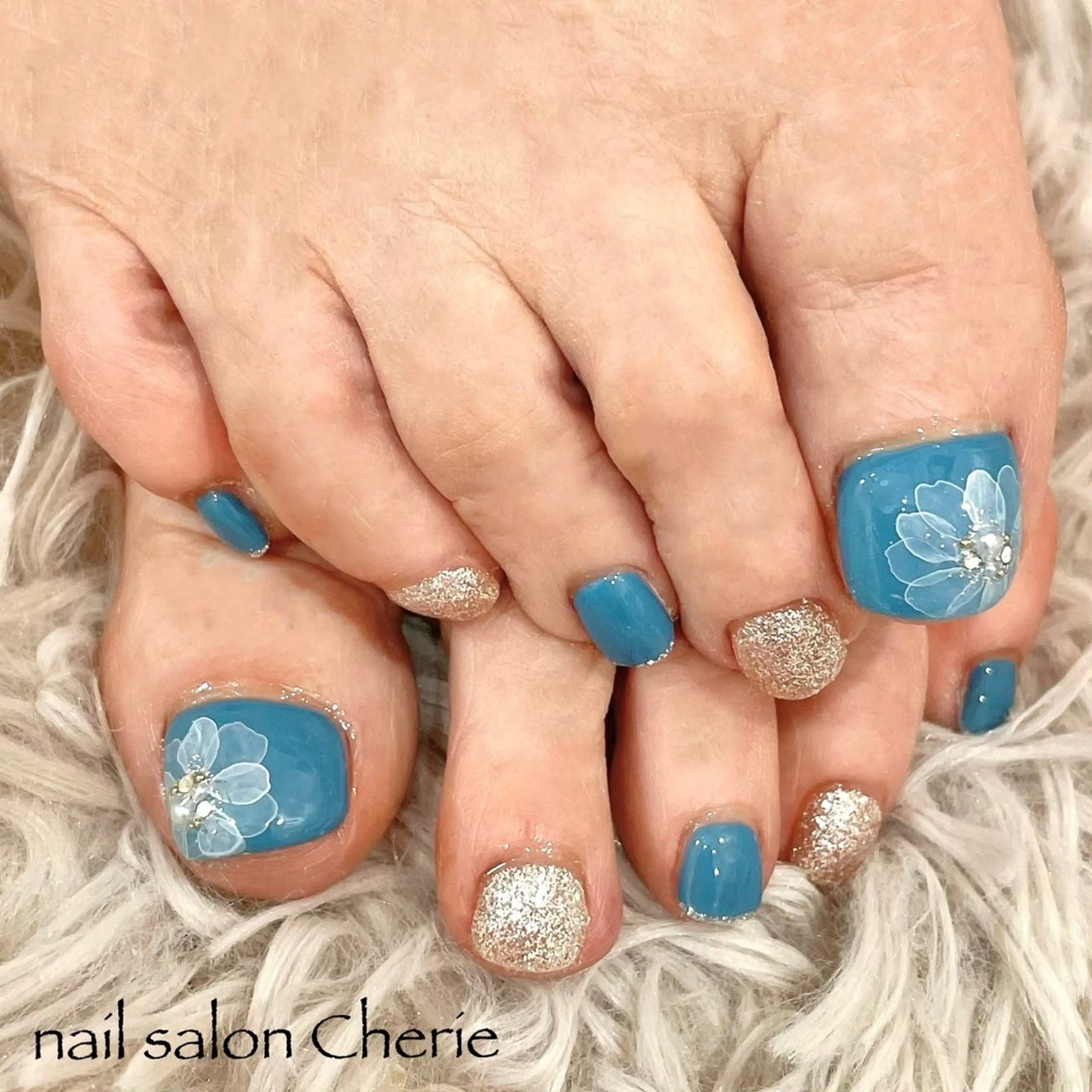ネイル フラワーネイル フットネイル フットネイル nail salon Cherie ネイルサロン シェリー所属・nail salon Cherieのネイルデザイン