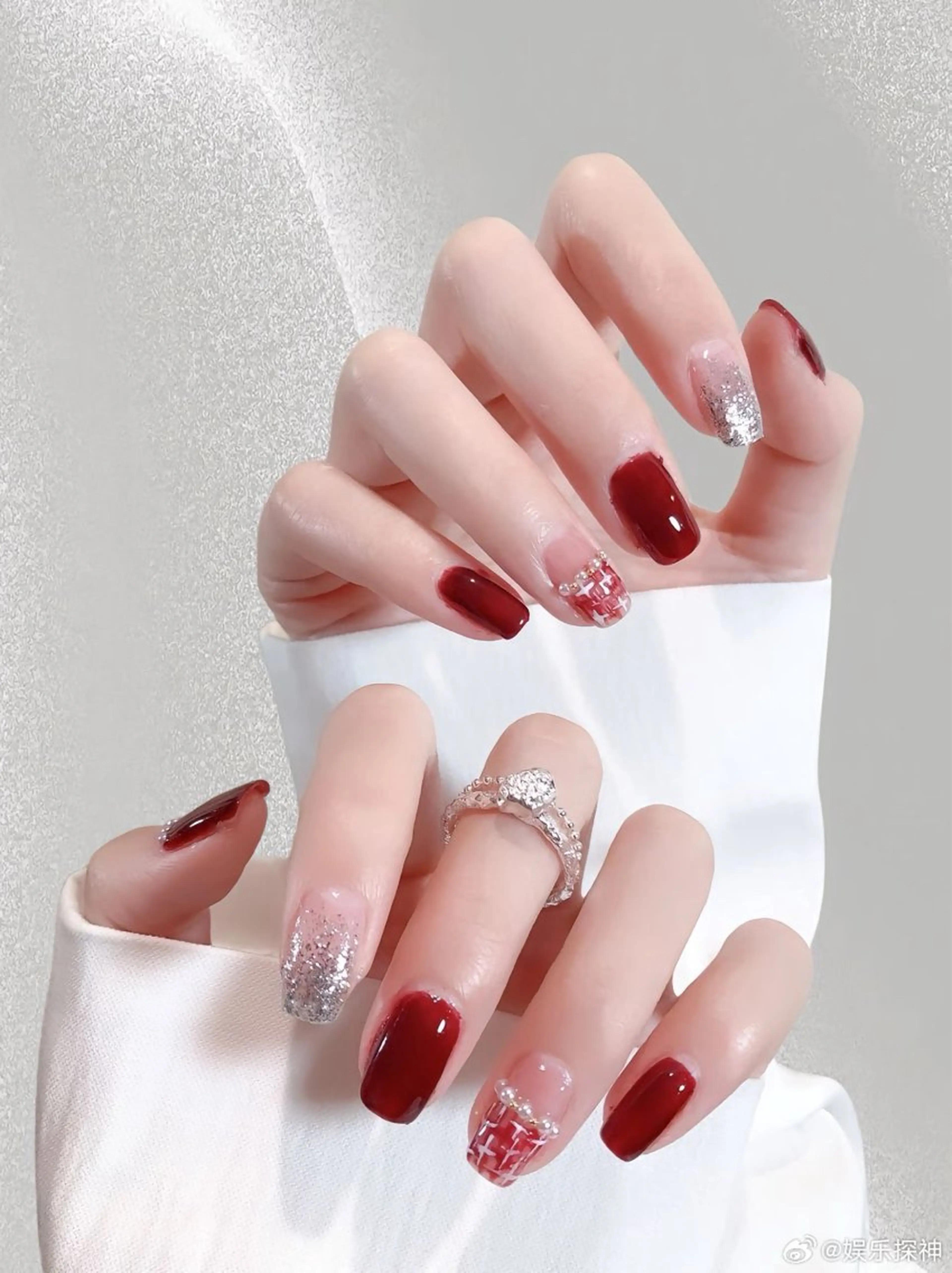 ネイル 長さ出し フットネイル フレンチネイル ジェルネイル ガラスフレンチ ハンドネイル ハンドケア Best Nail池袋東口店のネイルデザイン