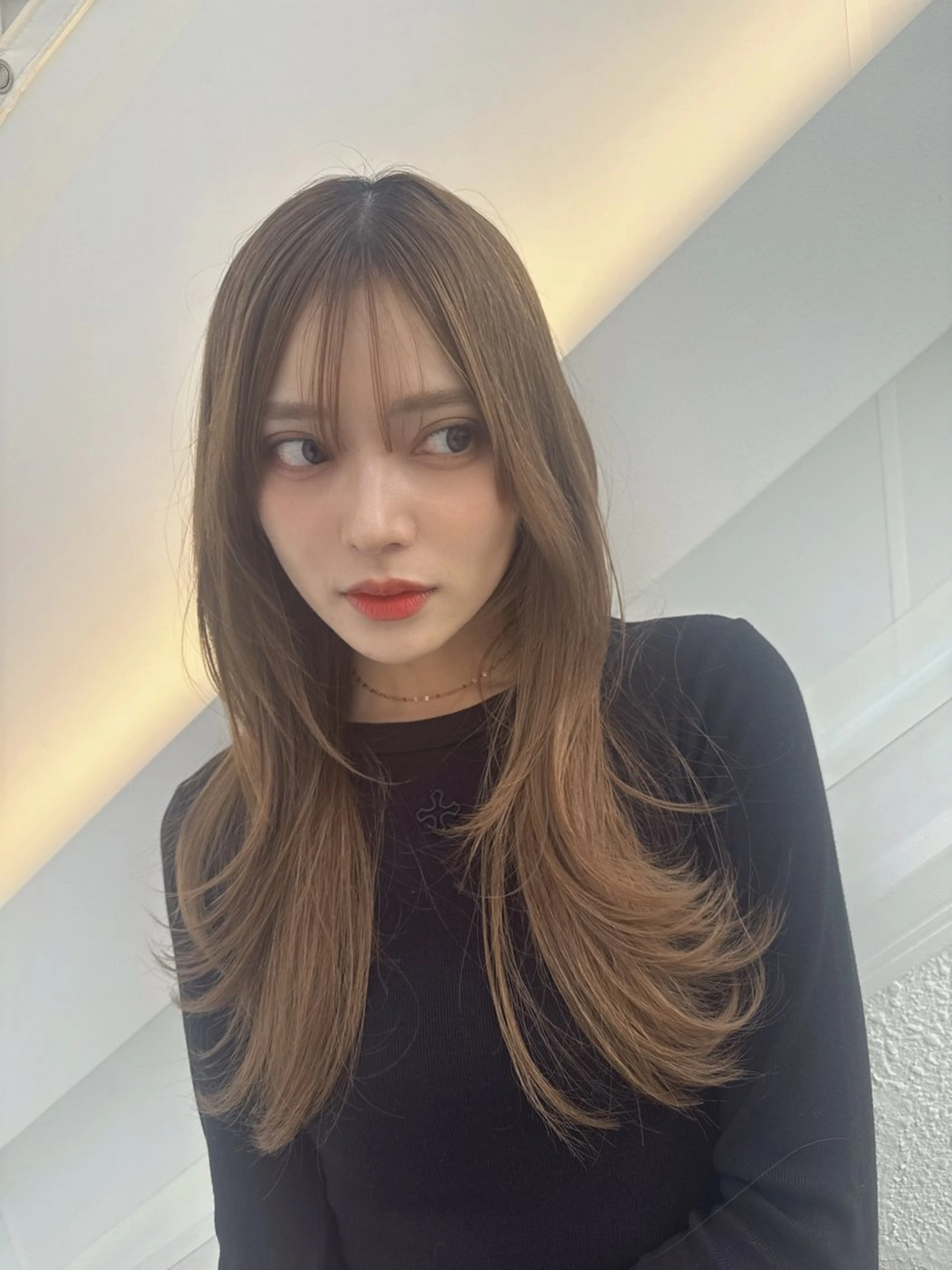 ミディアム カラー ベージュカラー 透明感カラー レイヤーカット 小顔カット カット ヘアカラー トリートメント 💎透明感カラー特化 💎TAISEIのヘアスタイル