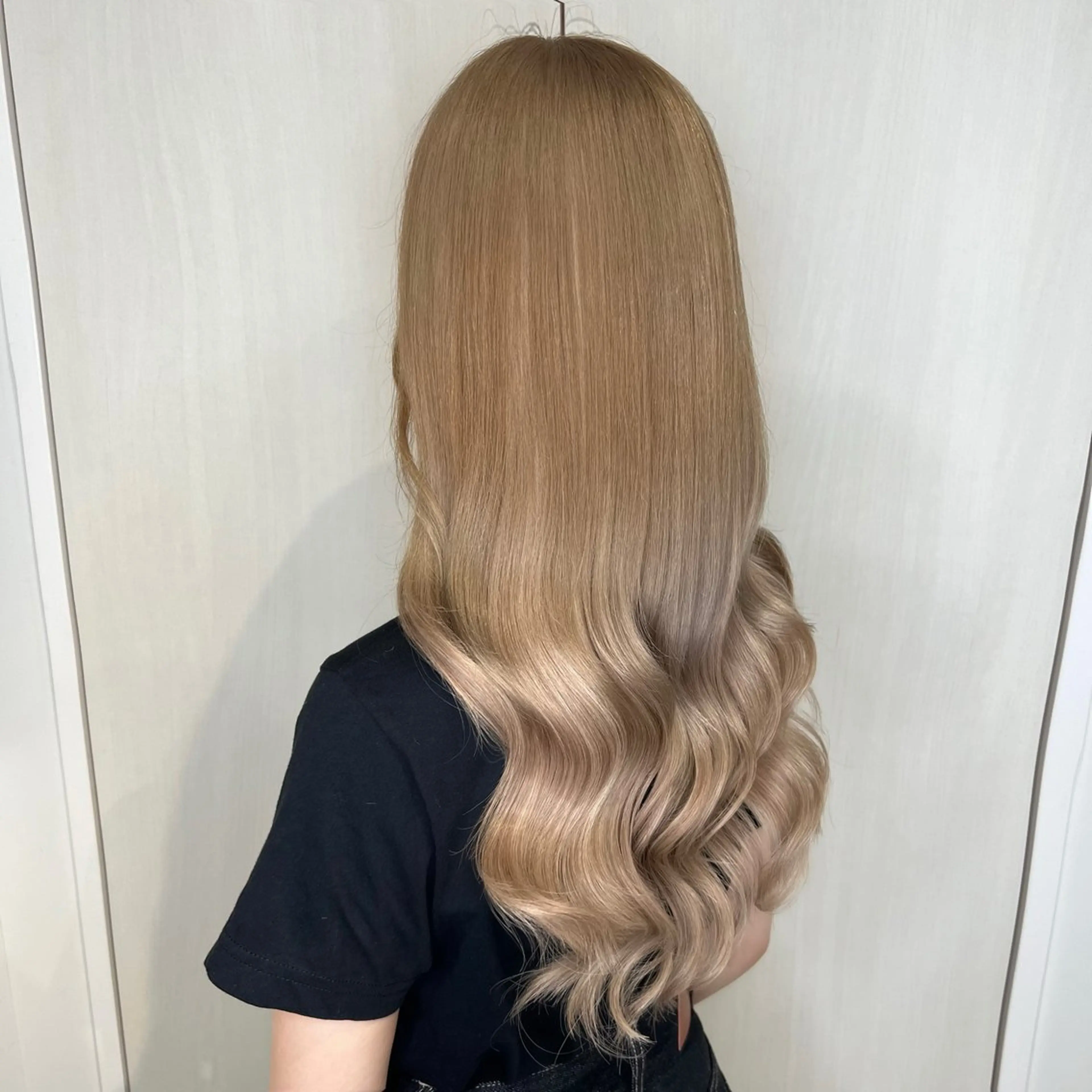 ロング カラー ヘアカラー エクステ 🦋エクステ🦋 TOMOKAのヘアスタイル