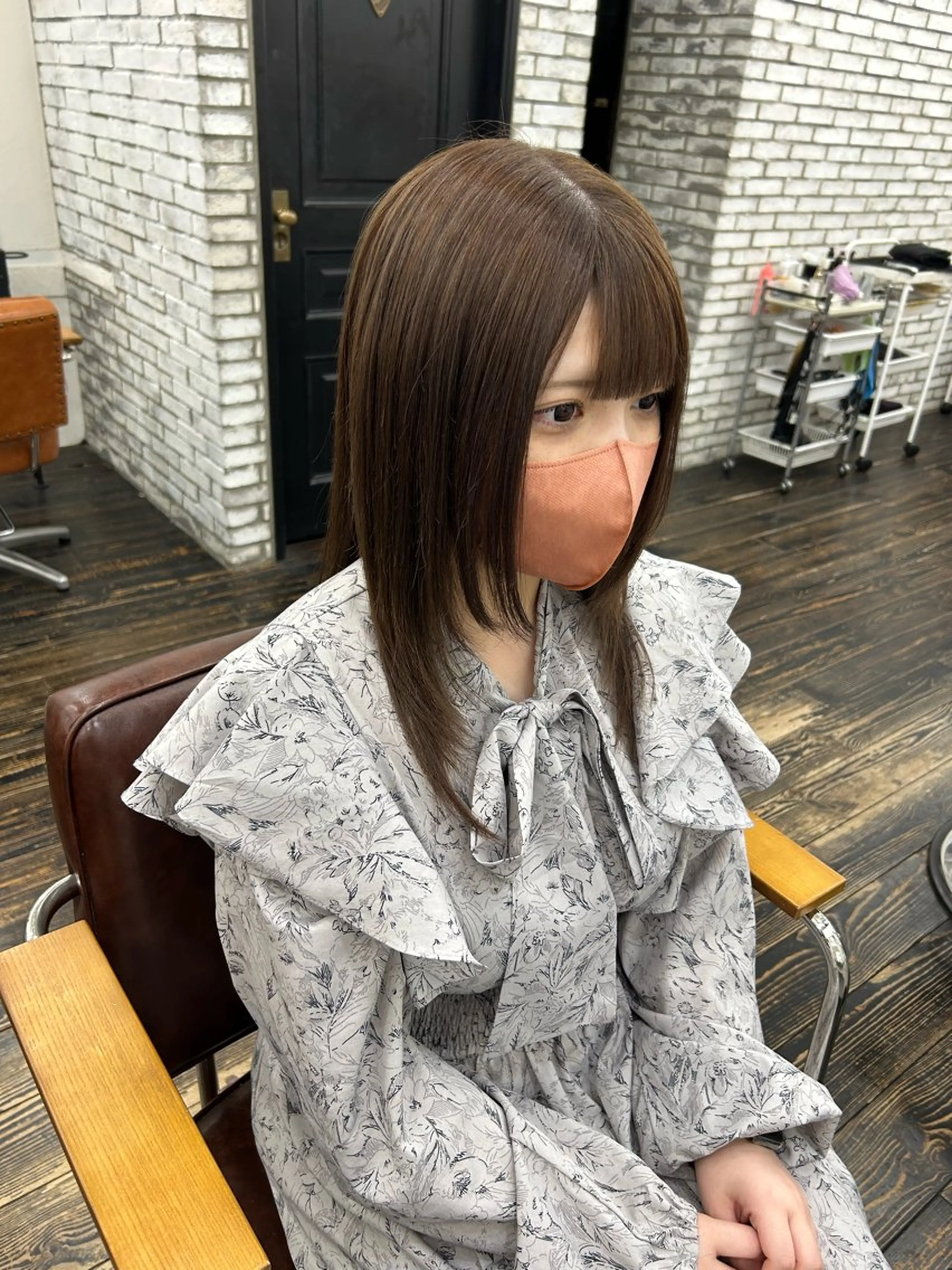 セミロング カラー カット ヘアカラー トリートメント レイヤーカット韓国 暖色⭐︎KANAKOのヘアスタイル