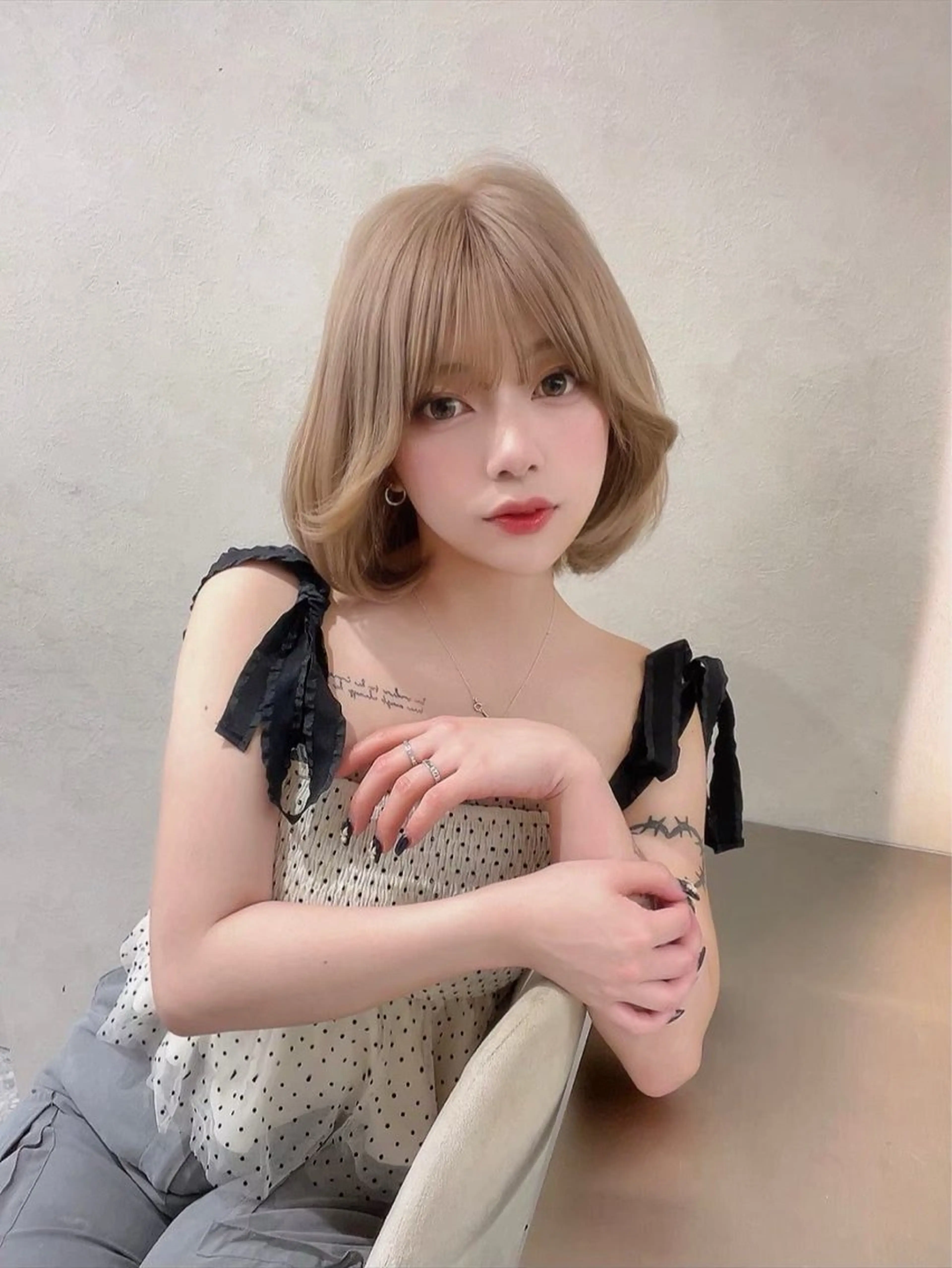 【 💞限定価格💞 】 ボブ✂️✖️ハイトーン🪽┃カット、ブリーチ有ダブルカラー✨️ ヘッドスパ、超音波アイロン込！の写真
