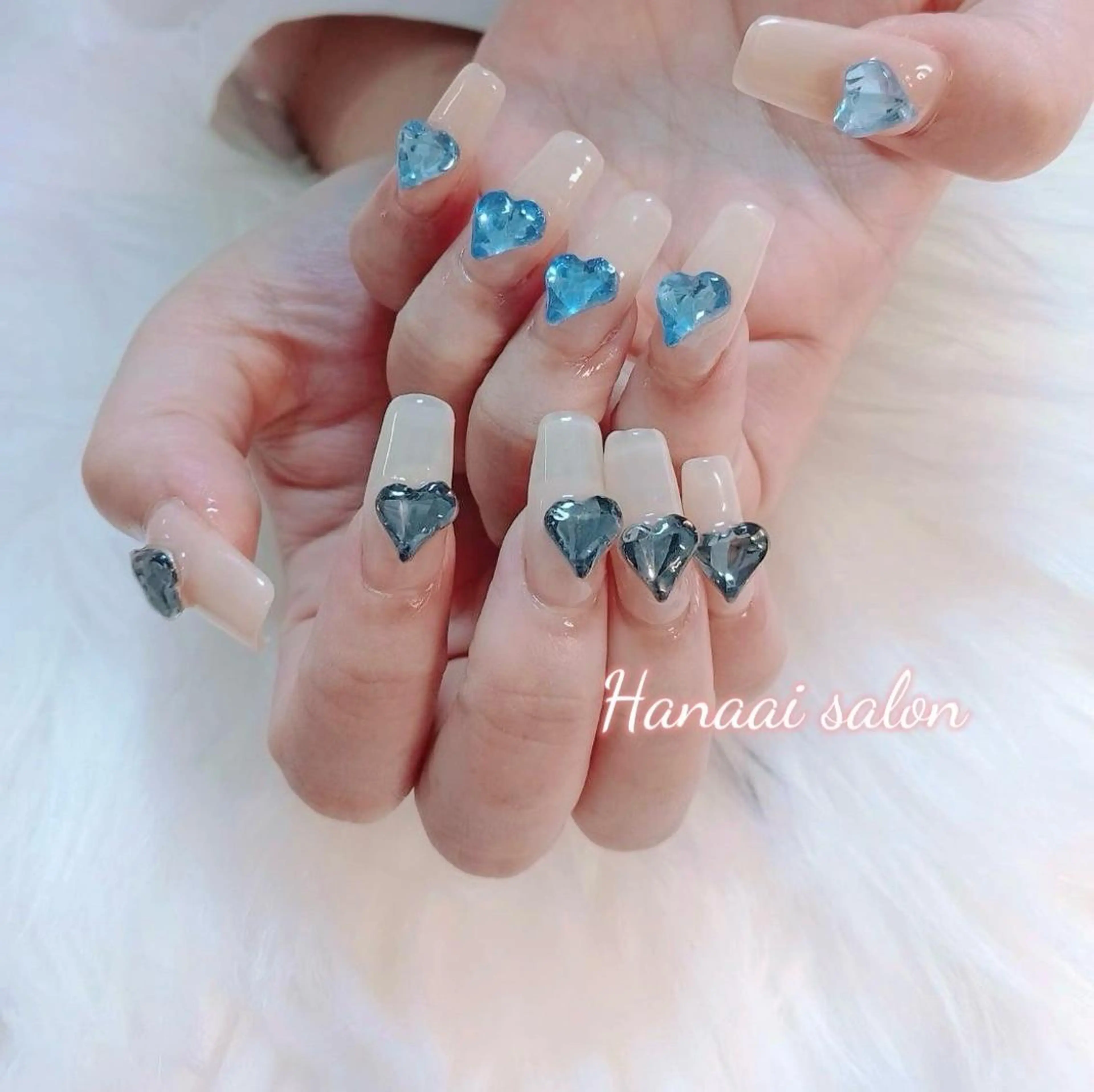 ネイル Hanaai Salon新宿店のネイルデザイン