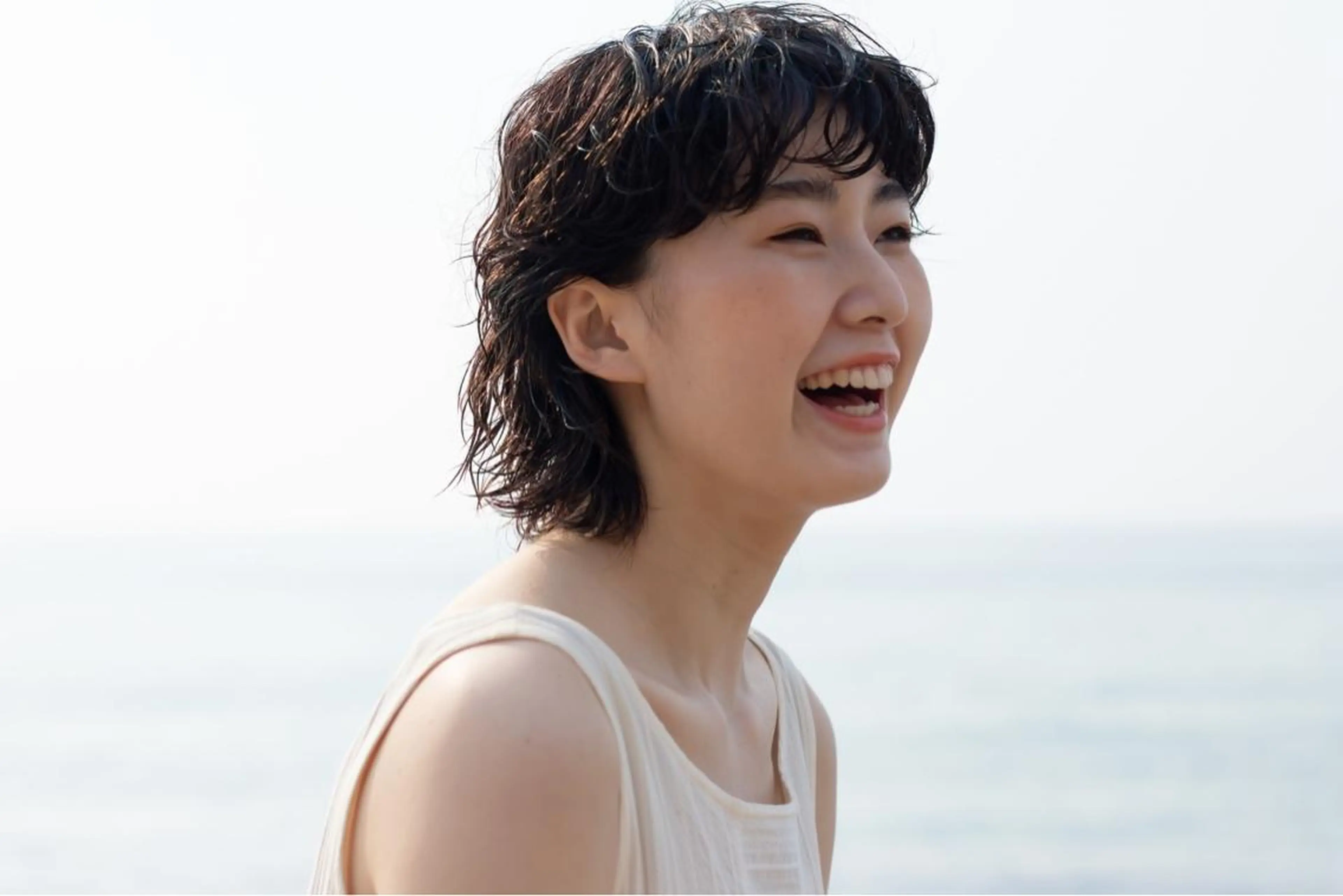 ミディアム カラー THE DAY所属・AKI HASHIMOTOのヘアスタイル