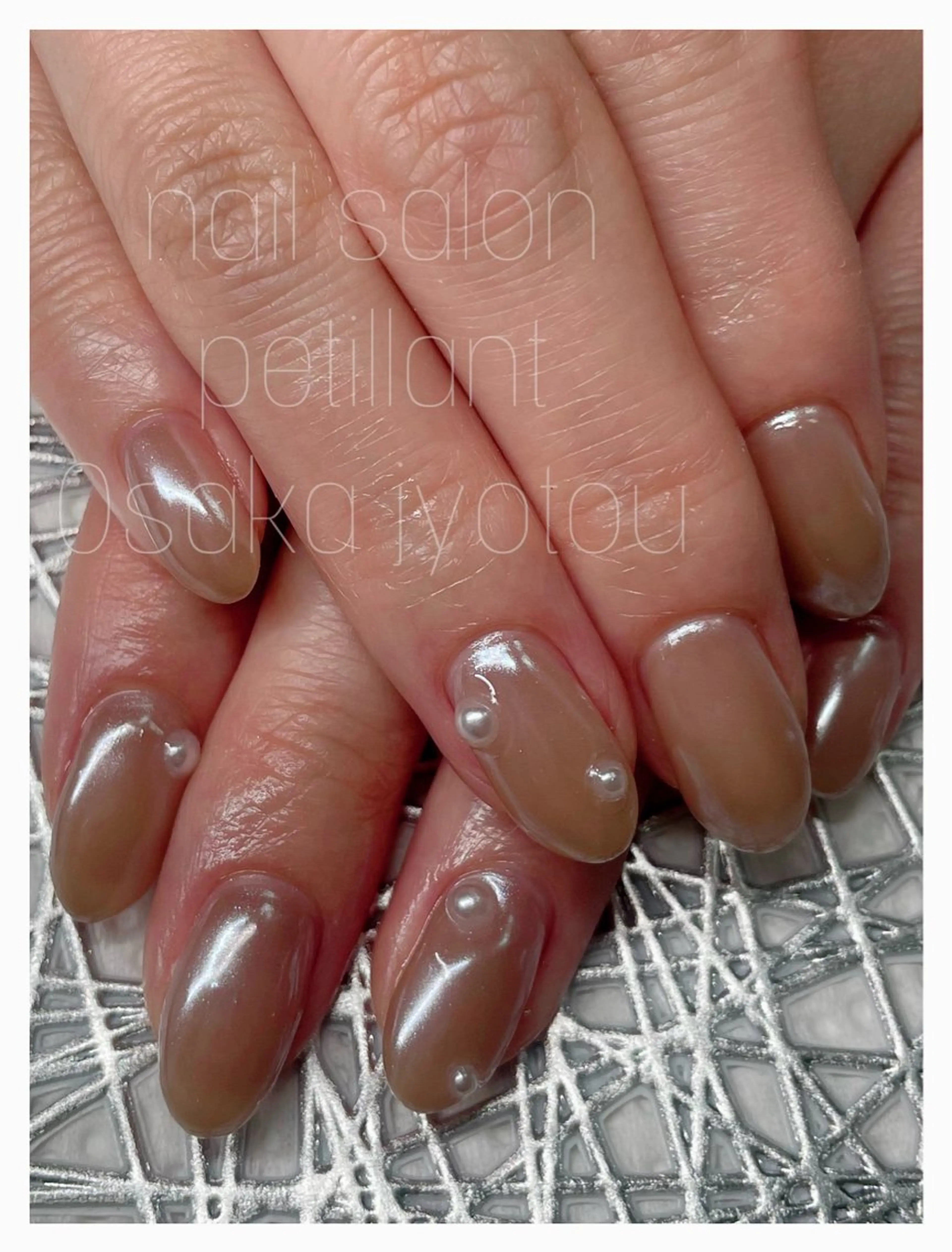 ネイル オーロラネイル おそろいネイル petillant所属・nail salon petillantのネイルデザイン
