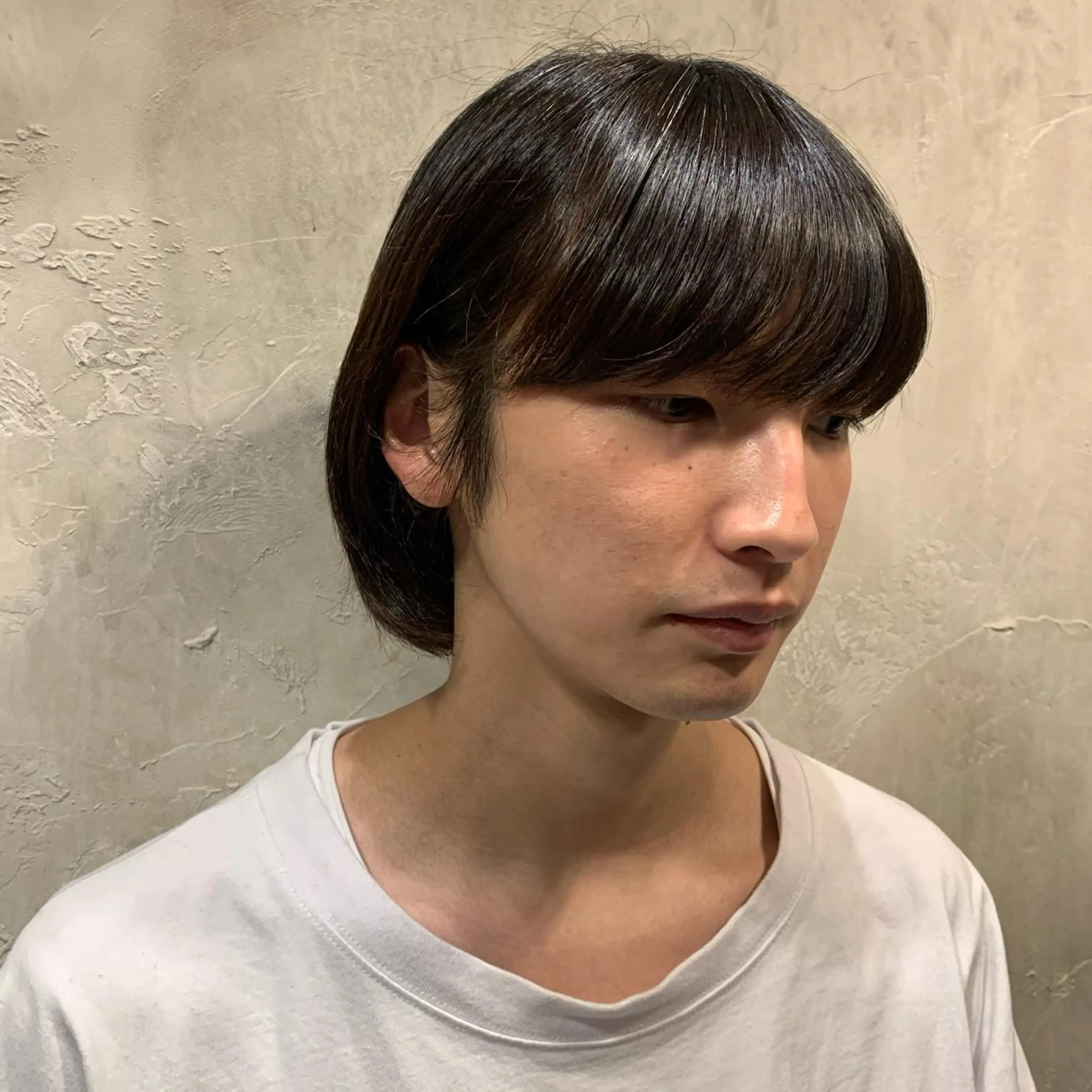 ショート メンズ ボブ カット FLOWERS所属・ウルフ、レイヤー 、メンズカットSHOのヘアスタイル