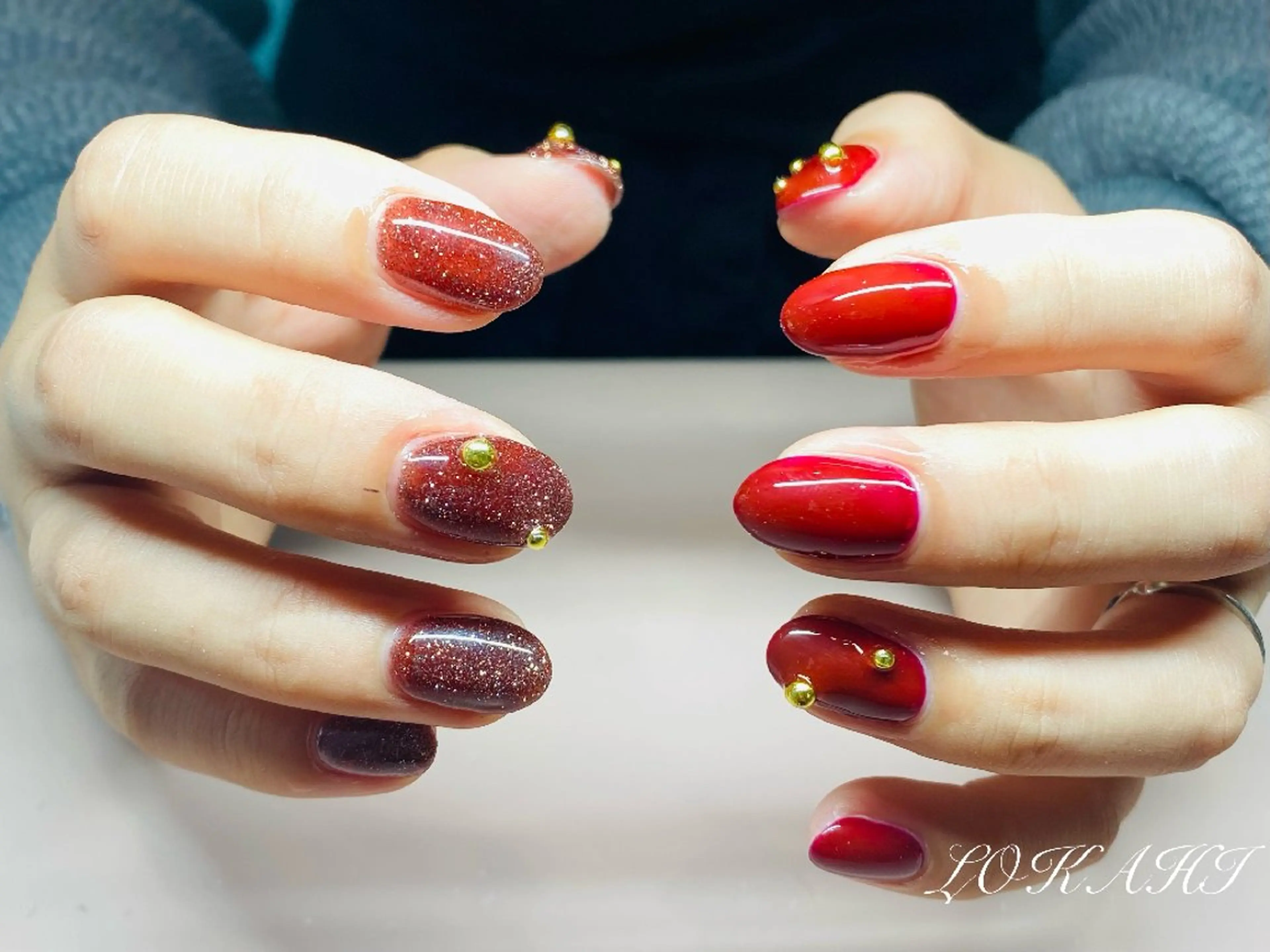 ネイル ボルドー チークネイル フラッシュネイル ガーリー マグネットネイル ハンドネイル 5日16時マグネット 4980円❣️のネイルデザイン