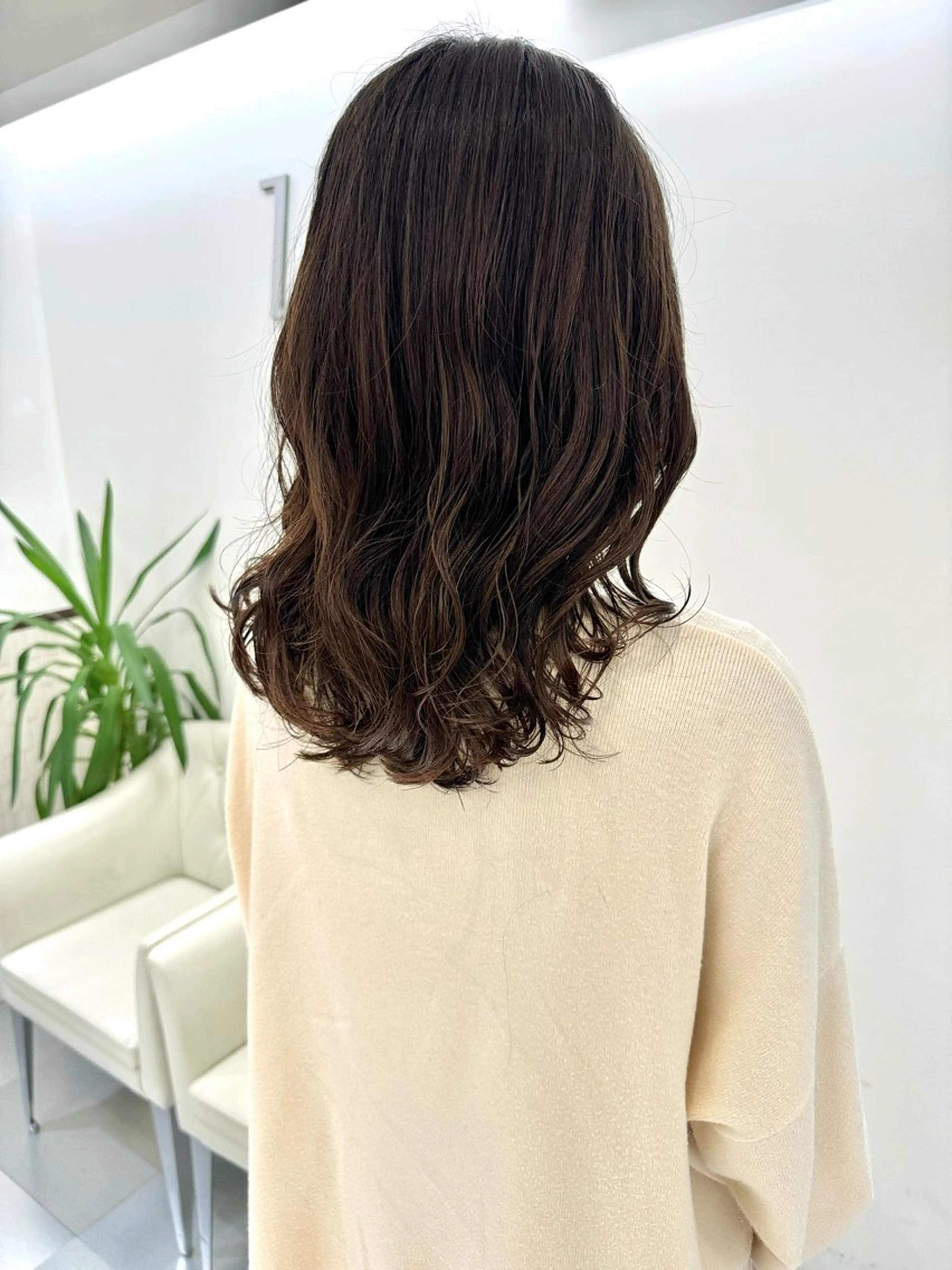 セミロング パーマ セミロングパーマ カット パーマ トリートメント ZENKO表参道店所属・🌀ダメージレス パーマ🌀萩原　龍のヘアスタイル