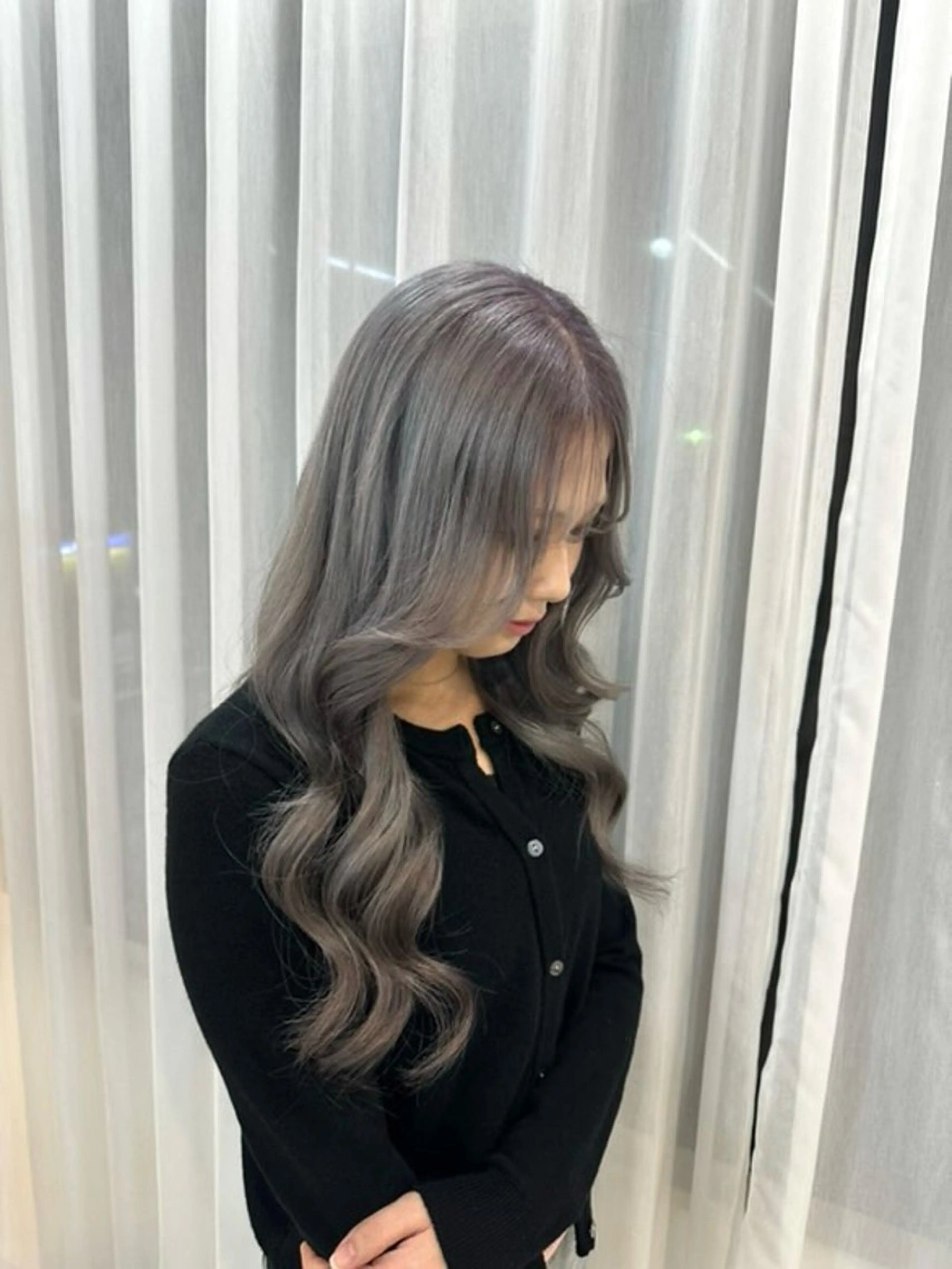 カラー 河野 さくらのヘアスタイル