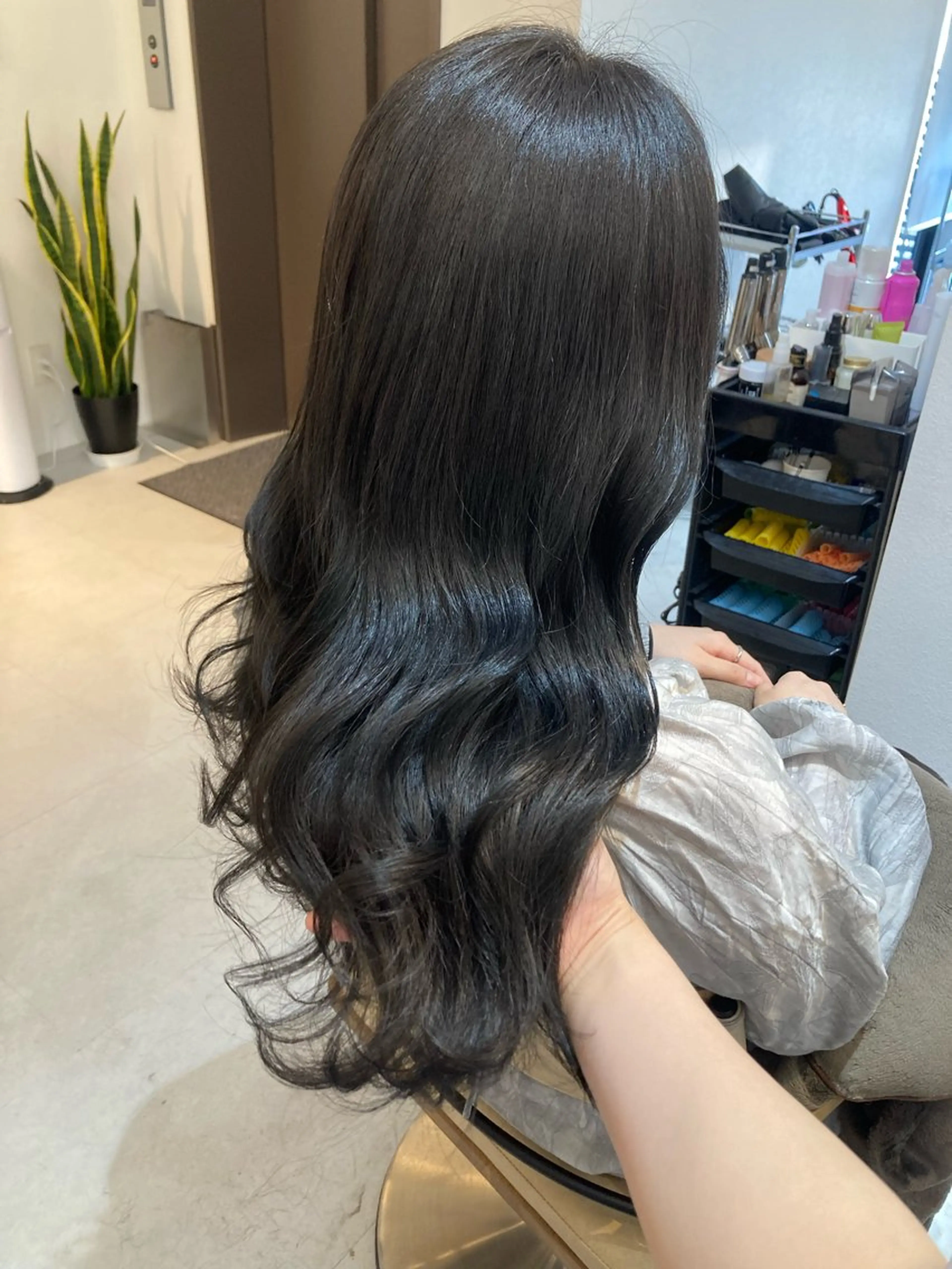 ロング カット ヘアカラー トリートメント ✨色持ちの良い艶 カラー✨蟹江真世のヘアスタイル