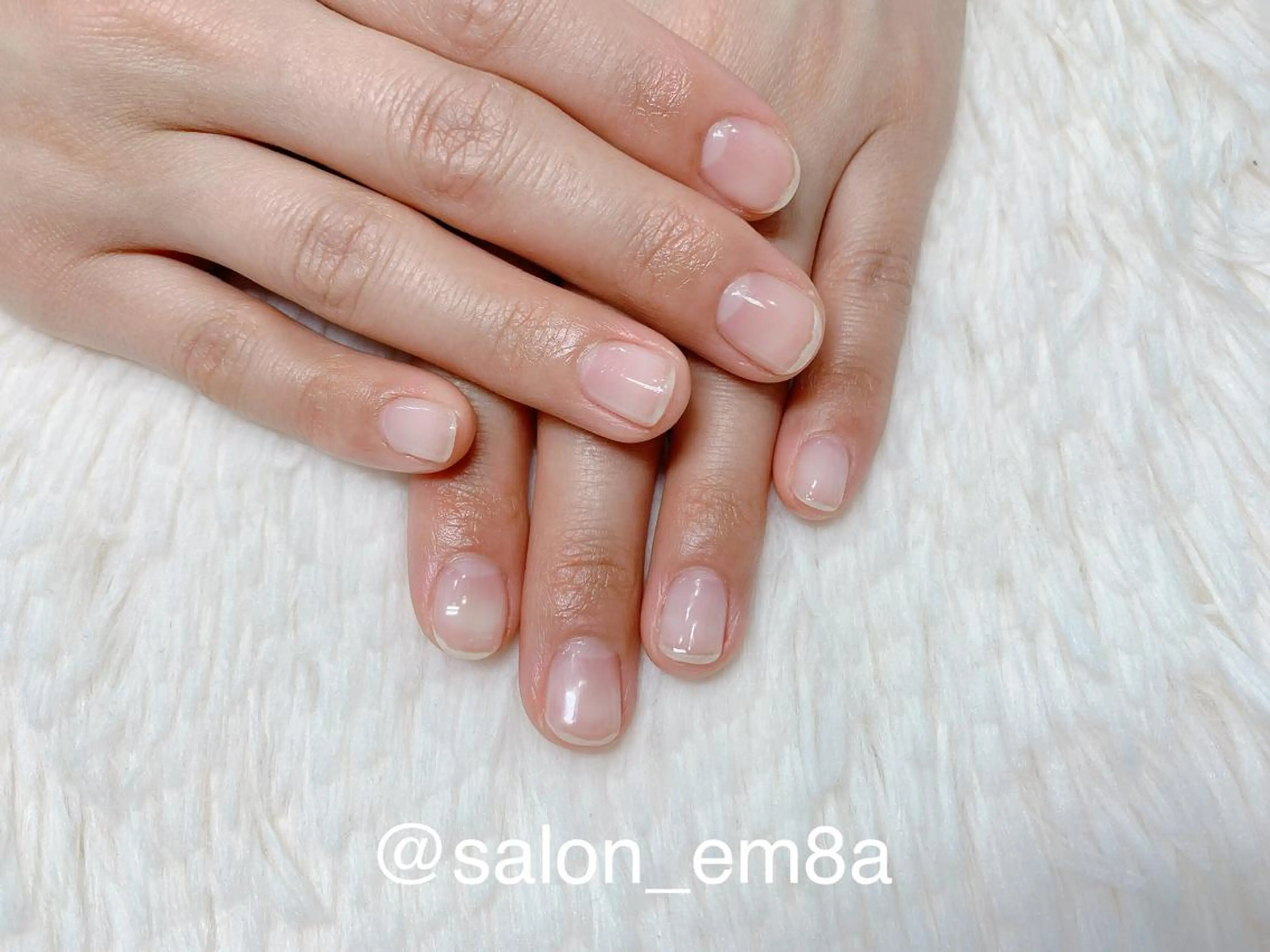 ネイル クリアネイル オフィスネイル ハンドネイル salon EM&A emiのネイルデザイン