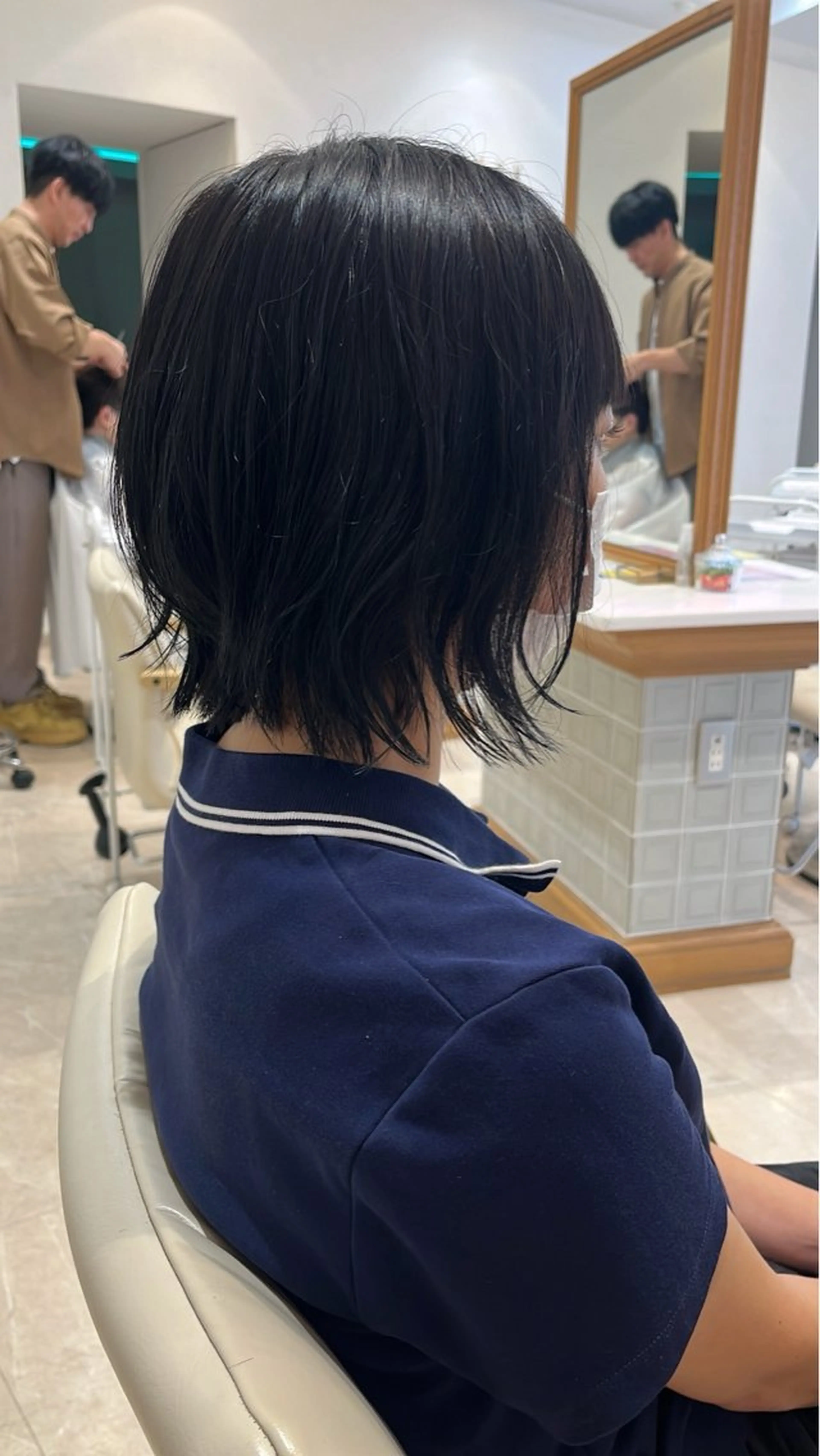 ミディアム 顔周りカット カット ヘアカラー 【くびれボブ】梅木 和也のヘアスタイル