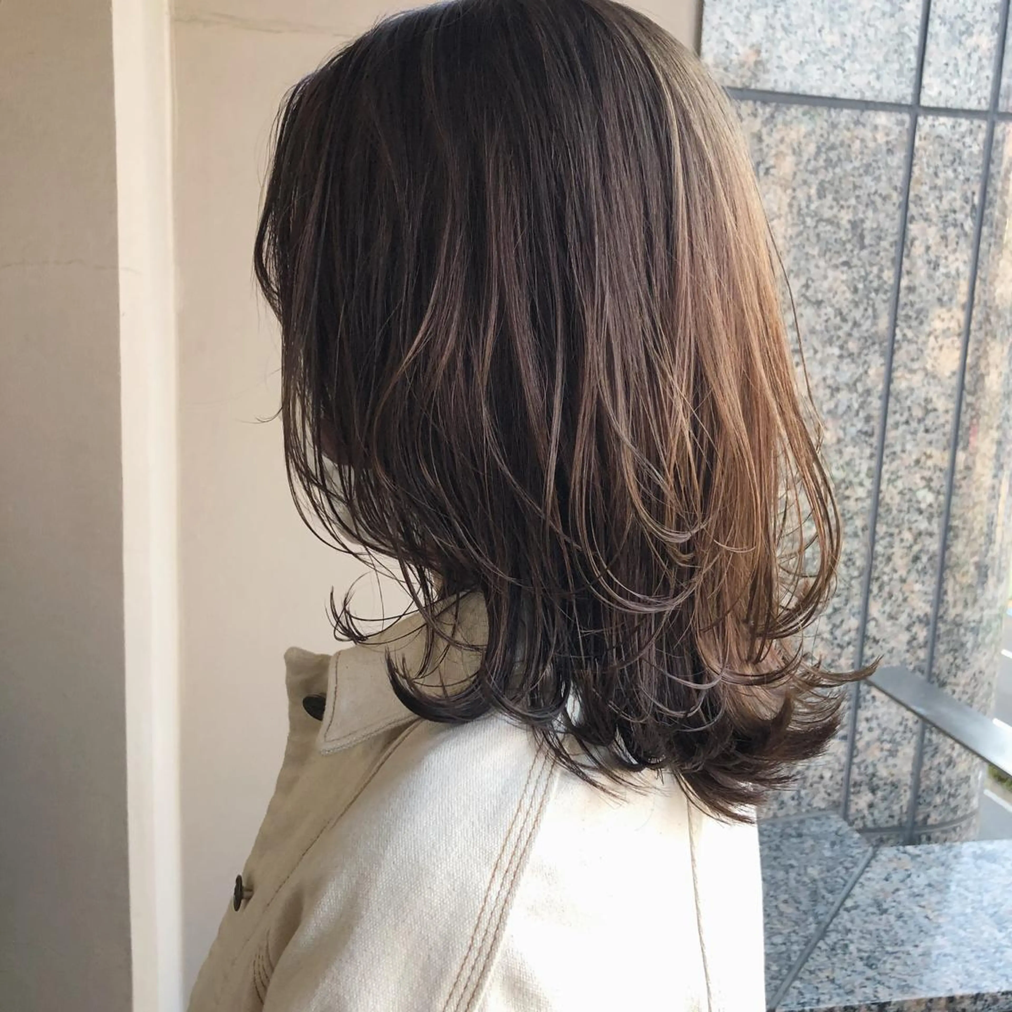 ミディアム カラー ミディアムレイヤー レイヤーカット 髪質改善とカラー特化 ✨Hito.nowaのヘアスタイル