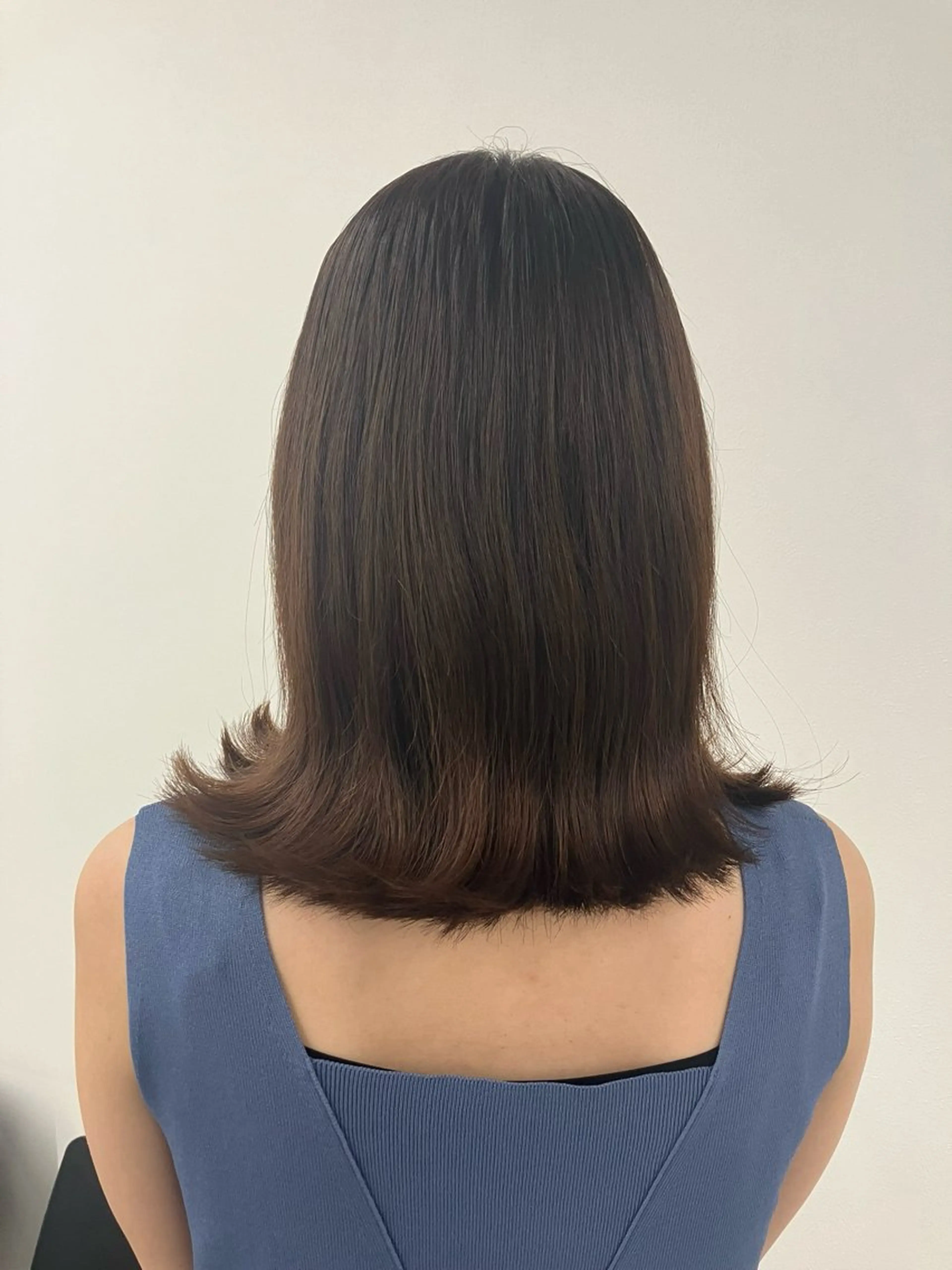 セミロング カラー ヘアアレンジ 🫧透明感ラベンダー 似合わせ🫧あい🫧のヘアスタイル