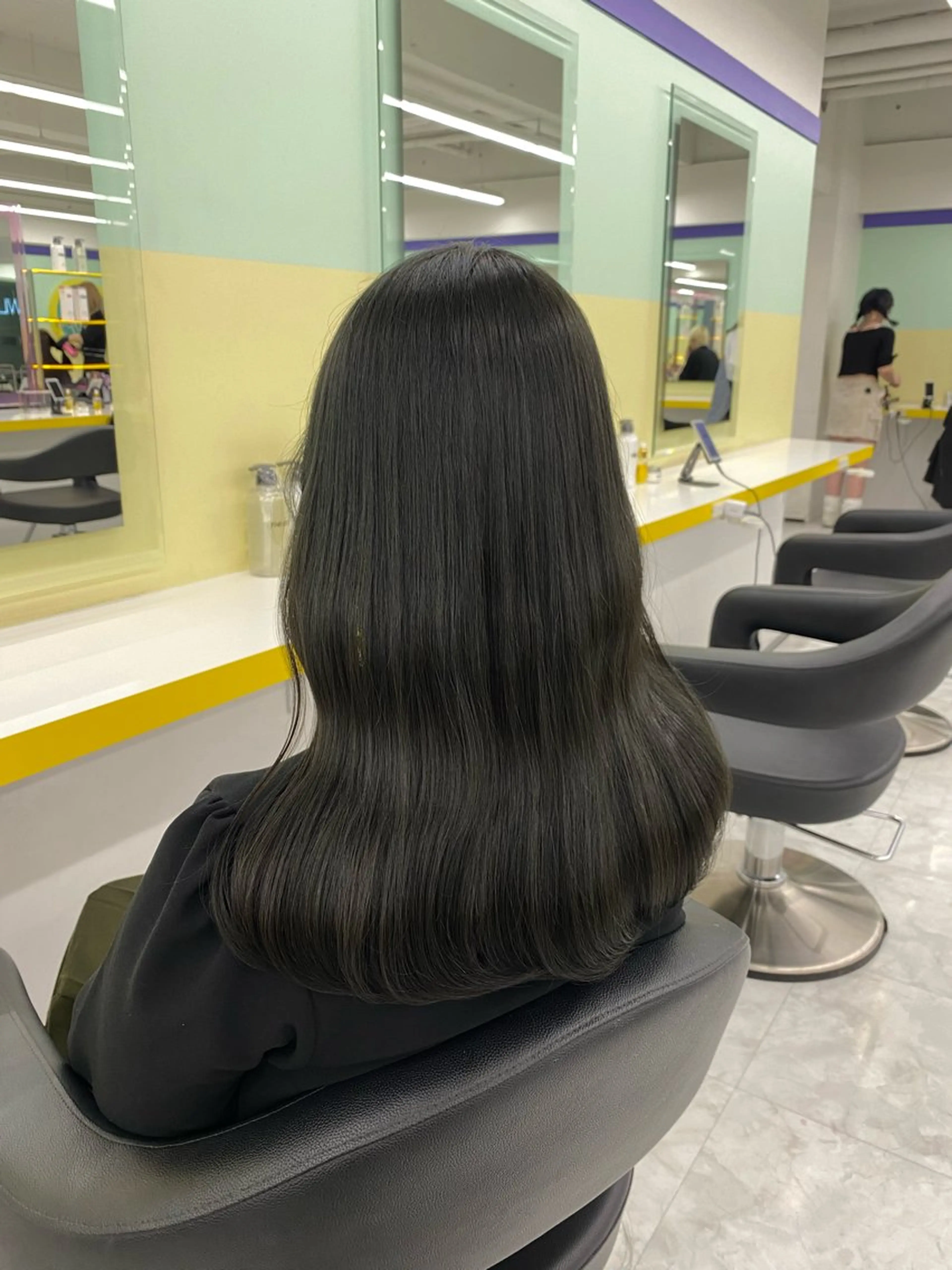 ミディアム カラー パーマ ヘアアレンジ メンズ キッズ グレージュ オリーブグレージュ オリーブグレー ヘアカラー Lumo所属・💖横浜ブリーチなし 💖MIHOのヘアスタイル