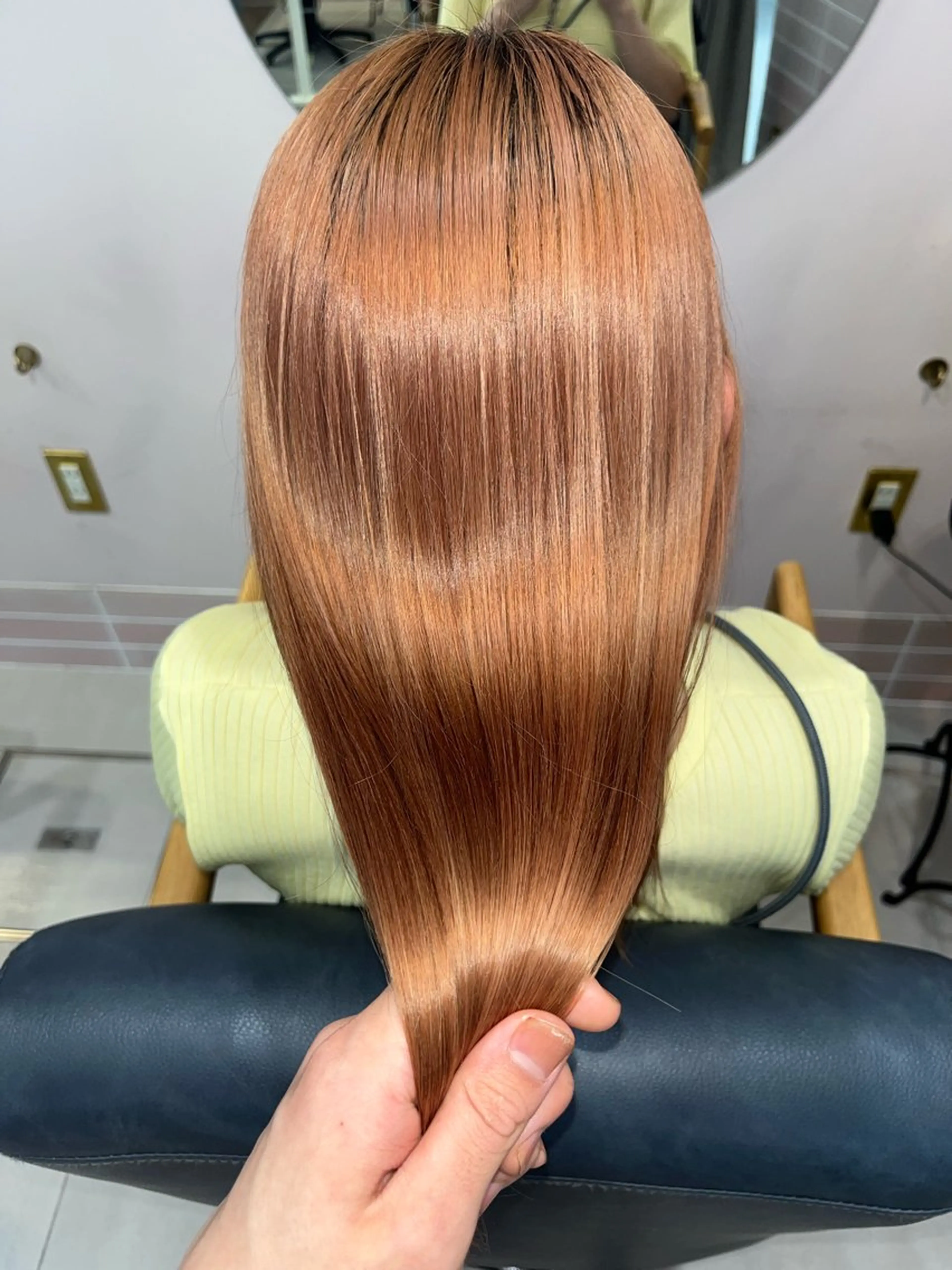 ロング カラー ベージュカラー ブラウンカラー カット ヘアカラー トリートメント ぱっつんボブ☆メンズ カットYUTOのヘアスタイル