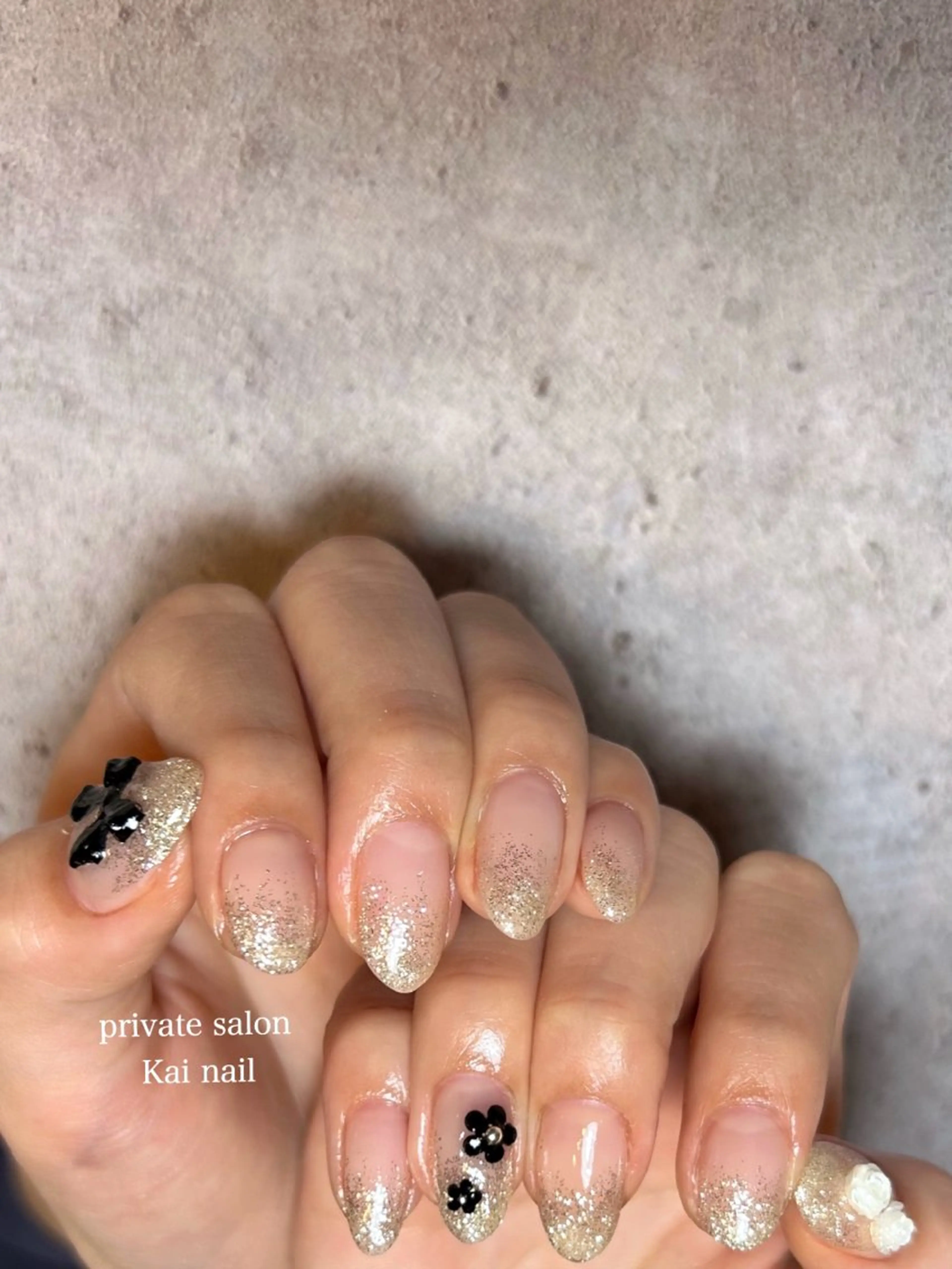 ネイル ジェルネイル ガーリー グラデーション キラキラネイル ラメ(グリッター) ハンドネイル Kai  nail Mayukoのネイルデザイン