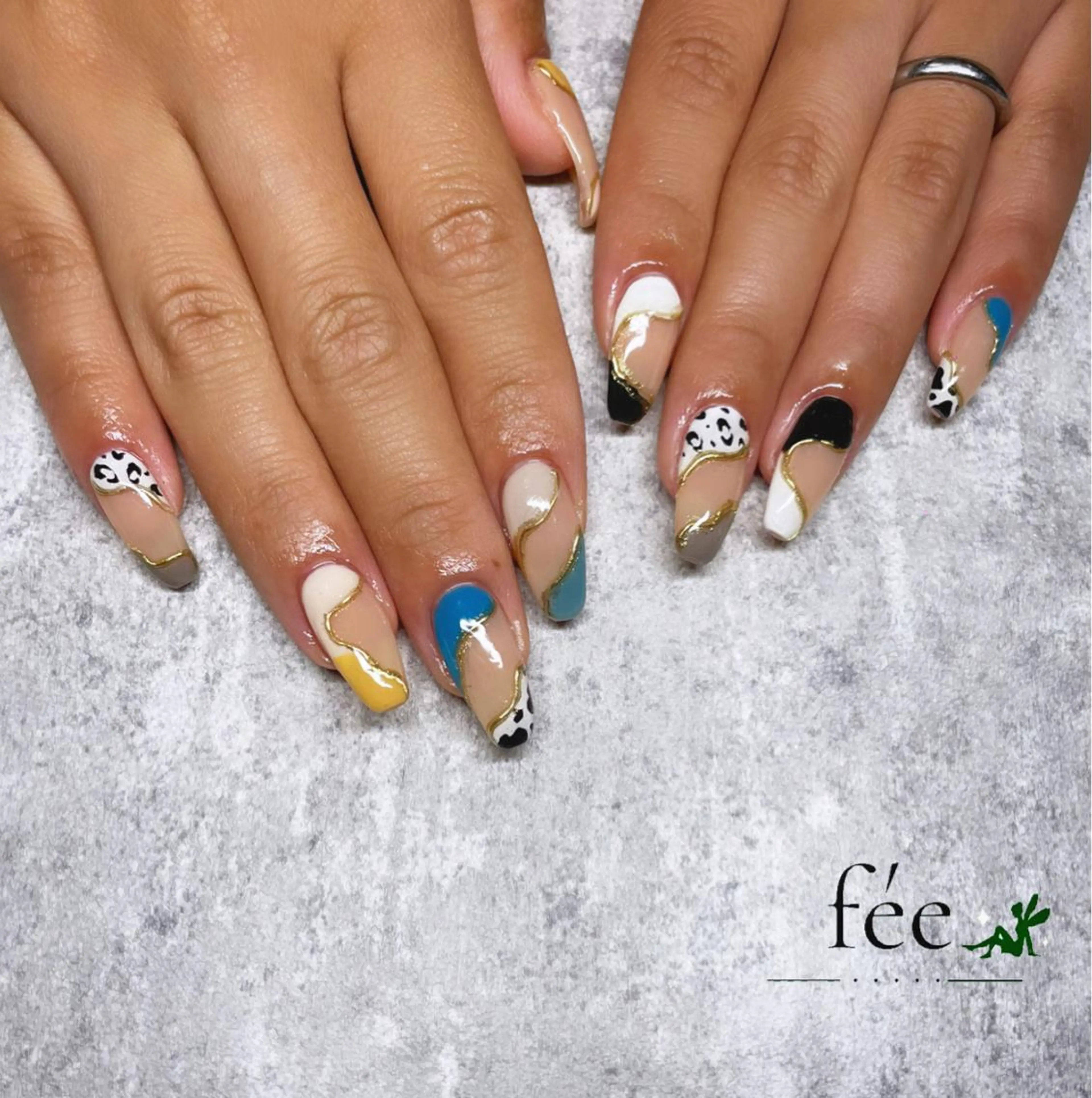 ネイル アートネイル フットネイル ジェルネイル マグネットネイル ミラーネイル nail salon fee（フィー）のネイルデザイン