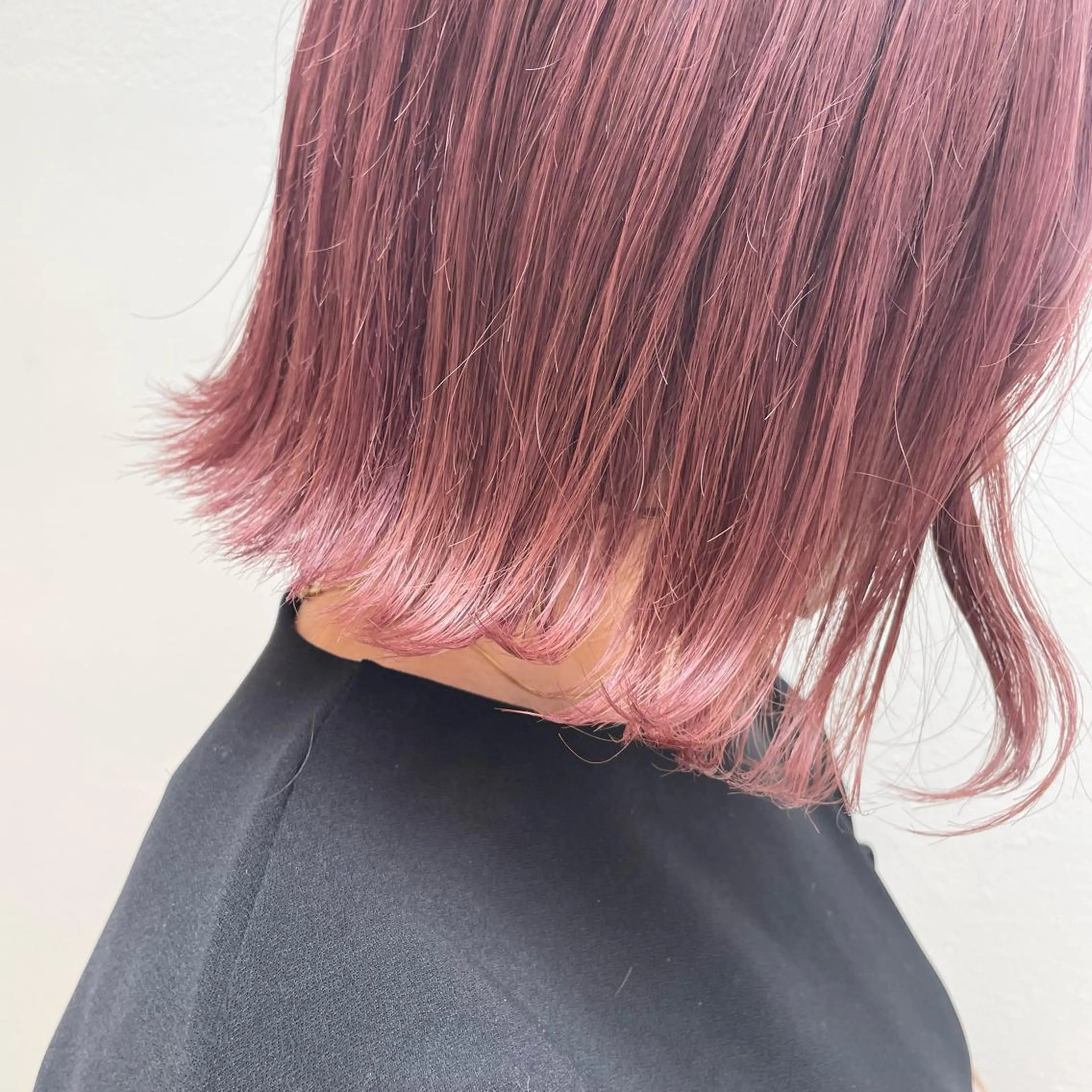 ミディアム カラー ブリーチ ピンクカラー レイヤー/ハイトーン 🫧‪Erikaのヘアスタイル