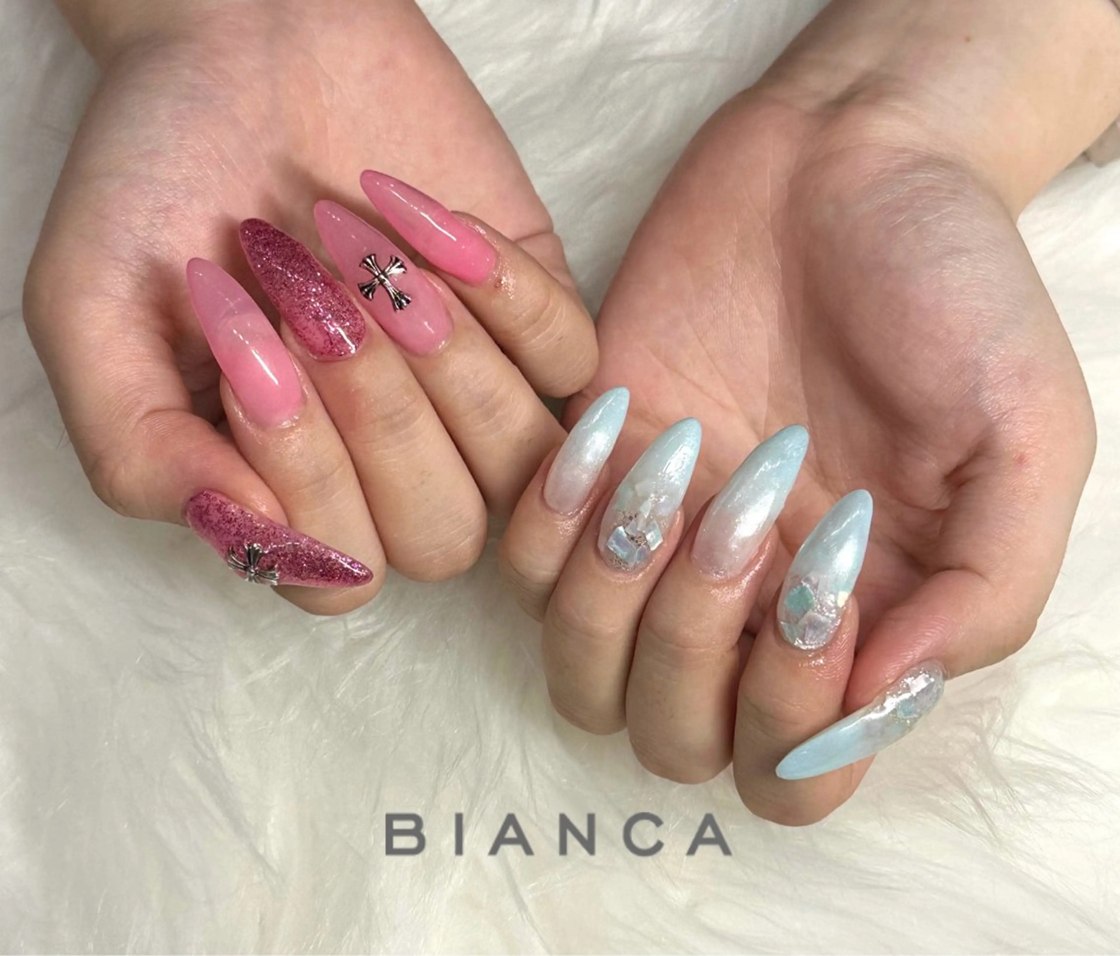 ネイル ハンドネイル Bianca 🩵 Ayakoのネイルデザイン