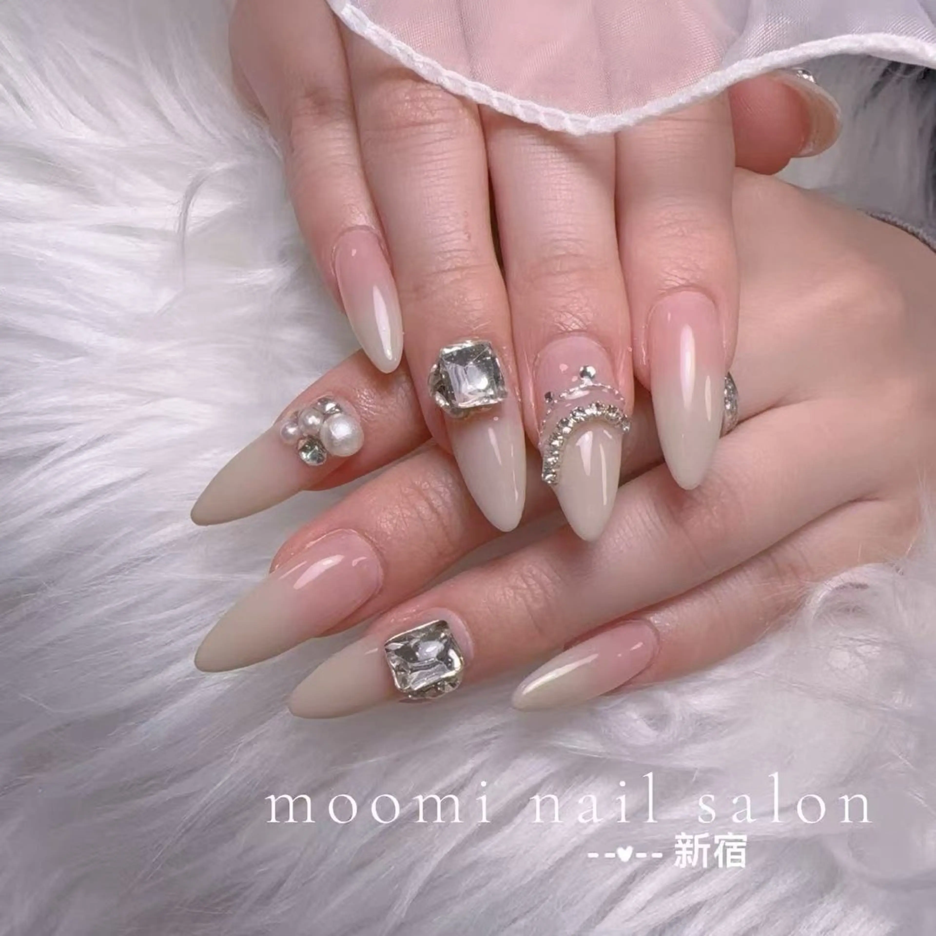 ネイル ハンドネイル Moomi nail salonのネイルデザイン